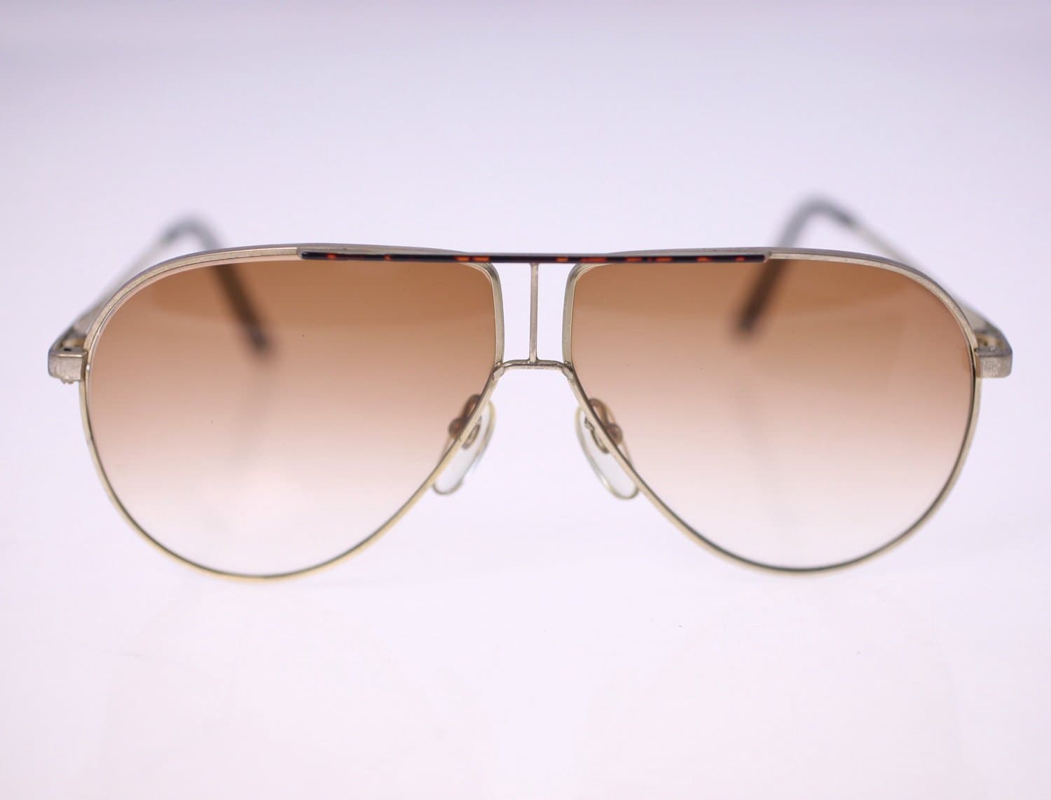 Polaroid VIP 2667B vintage pilot-style sunglasses-circa 1980s-Weight 30g