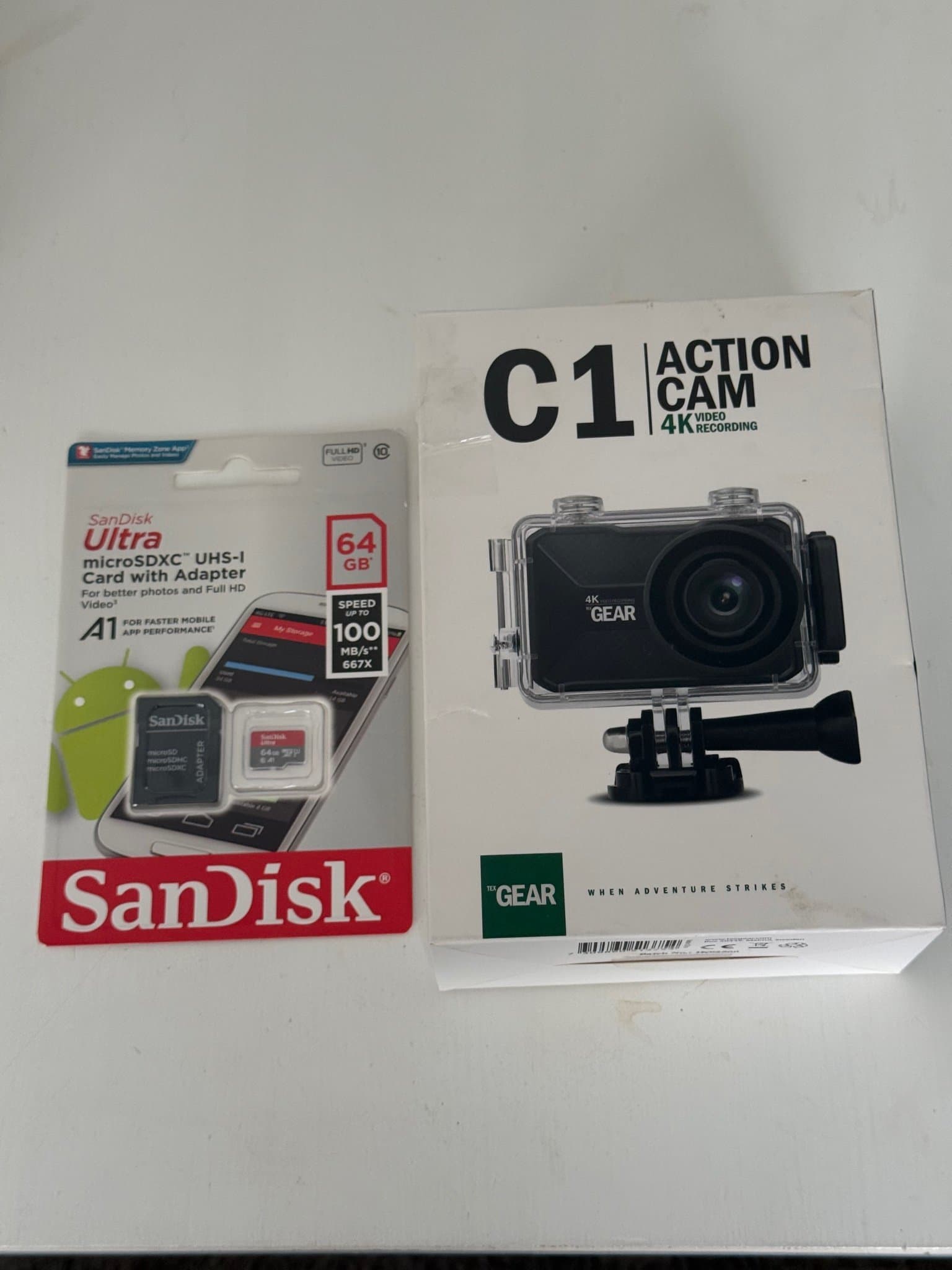 Actionkamera C1 4K med 64 GB SanDisk Ultra microSDXC-kort