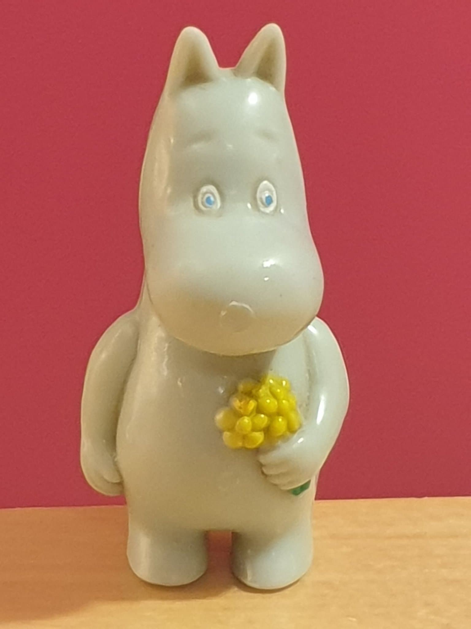Mumin Figur - Mumin med Blommor Bulls Bully 2000