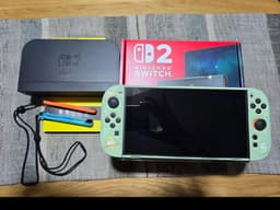 Nintendo Switch 2 med skyddsfodral och skärmskydd