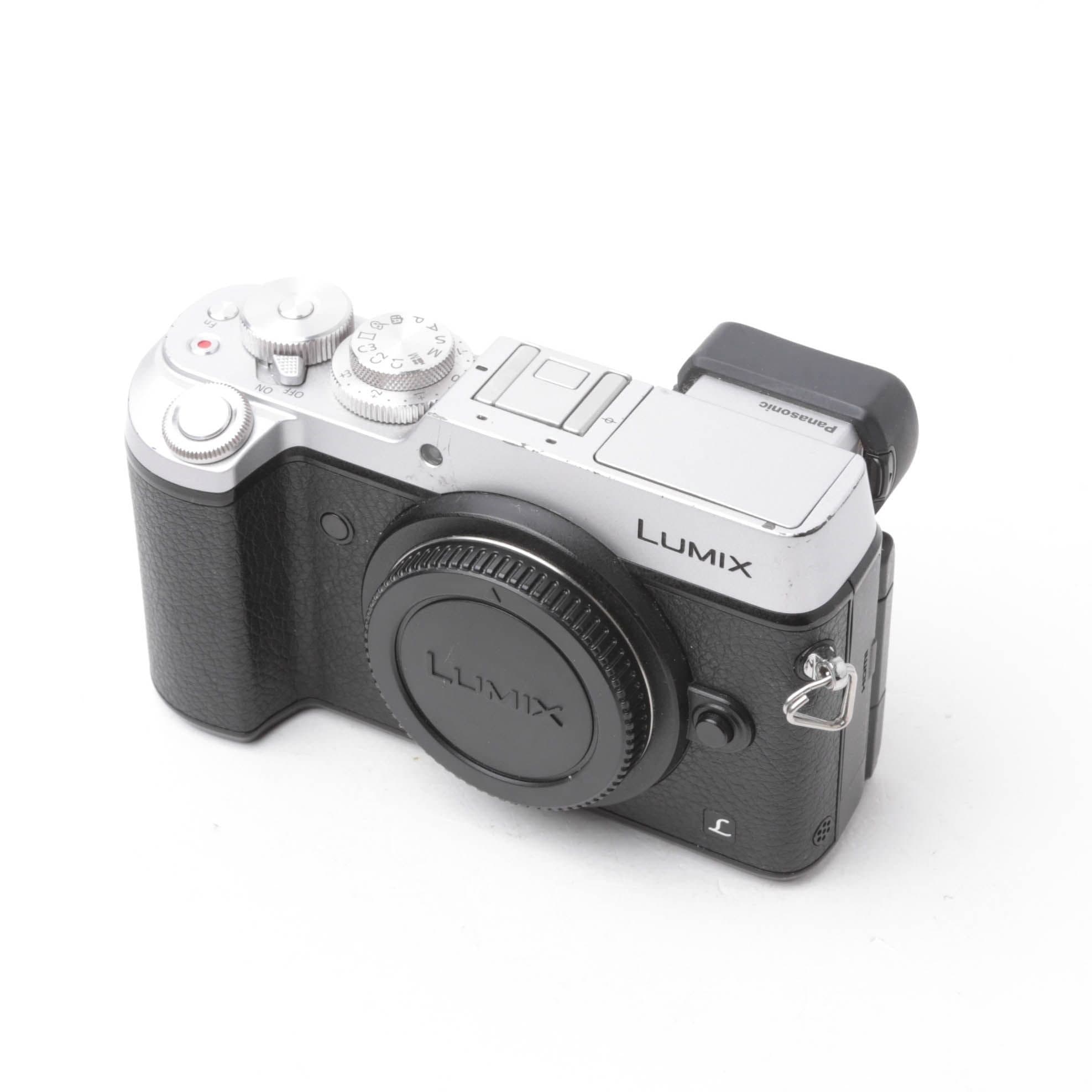 Panasonic Lumix DMC-GX8 Silver. Mycket trevlig kamera med unik sökare