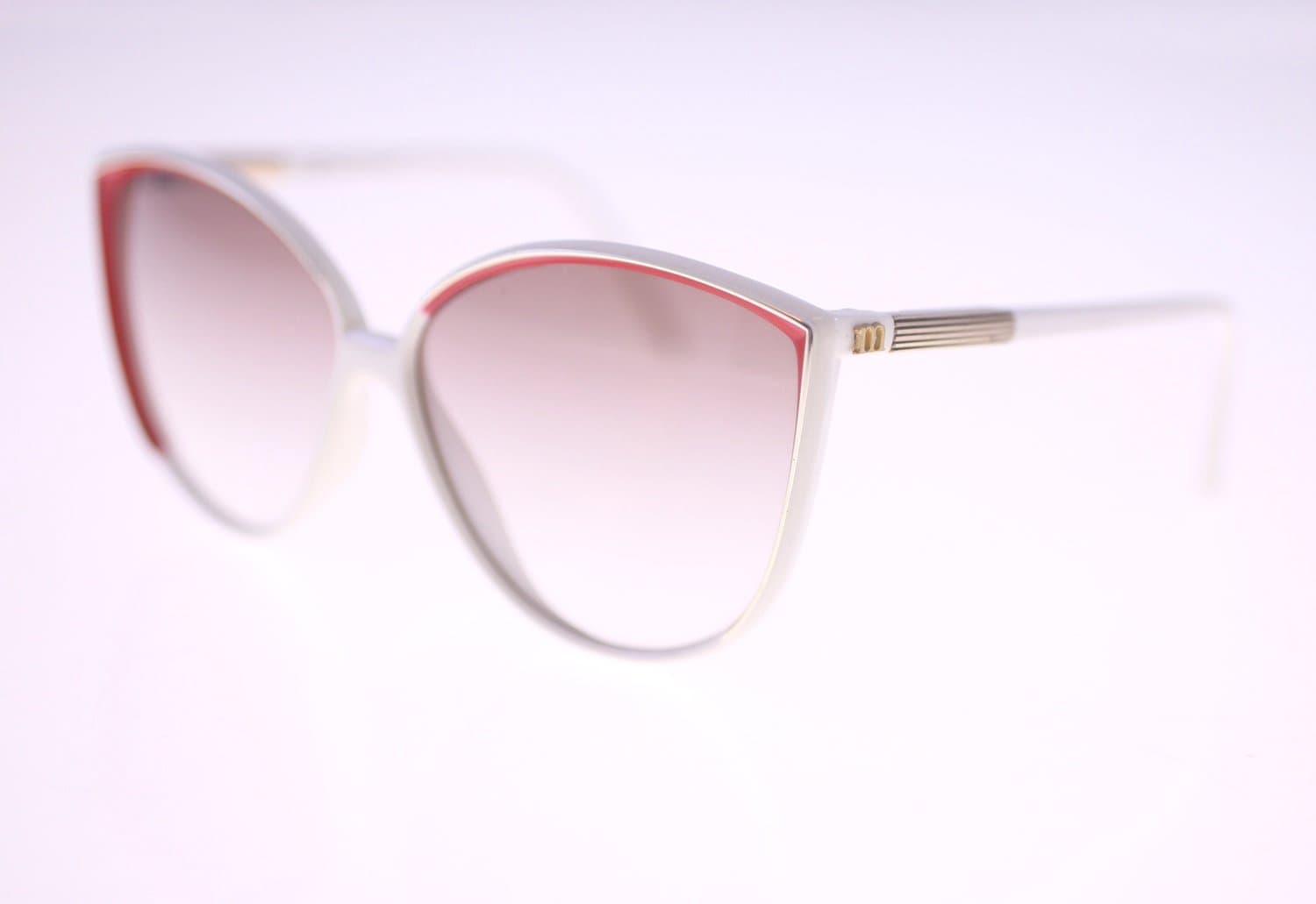 Mannequin 7207 BL/R ladies vintage butterfly style sunglasses-circa 1980s-30g