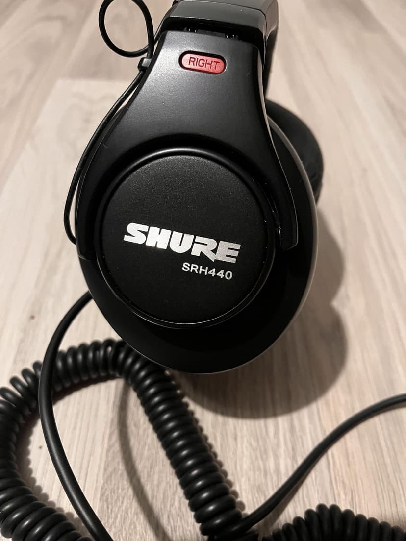 Shure SRH440