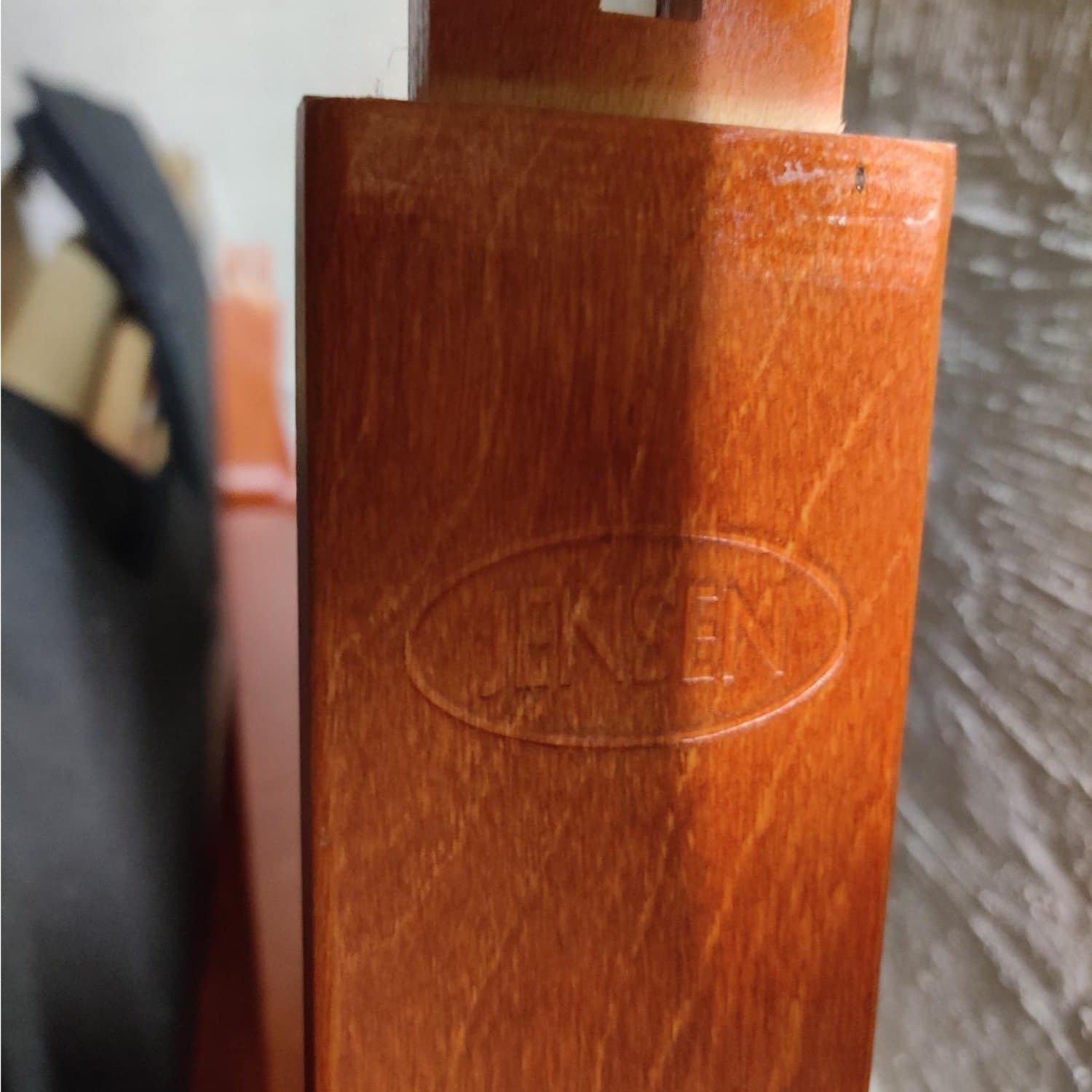 Jensen Original Sängmedar av körsbär för 120 cm säng