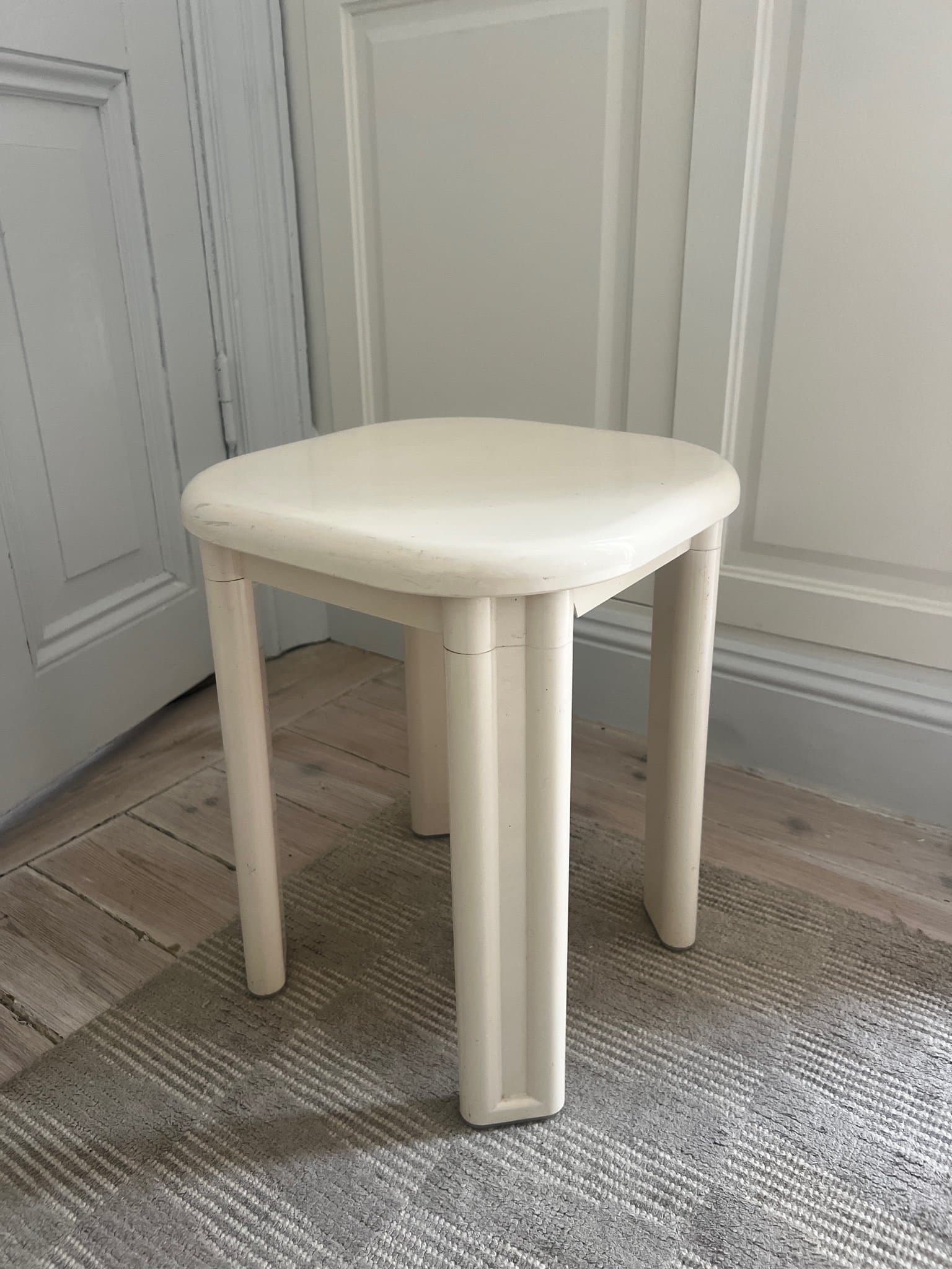 Postmodern Sgabello pall - mkt ovanlig