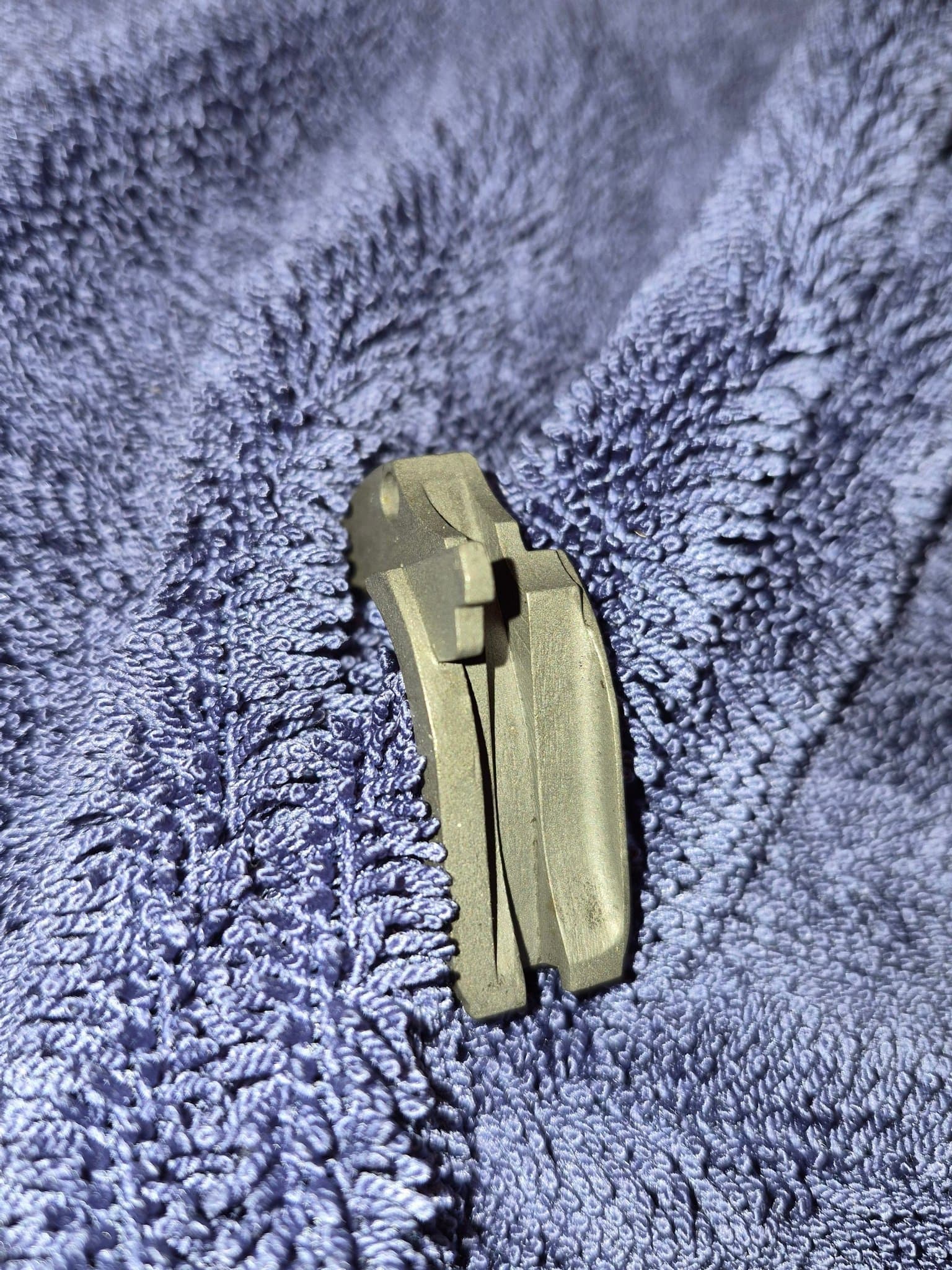 Pistol 1911 greppsäkring metall