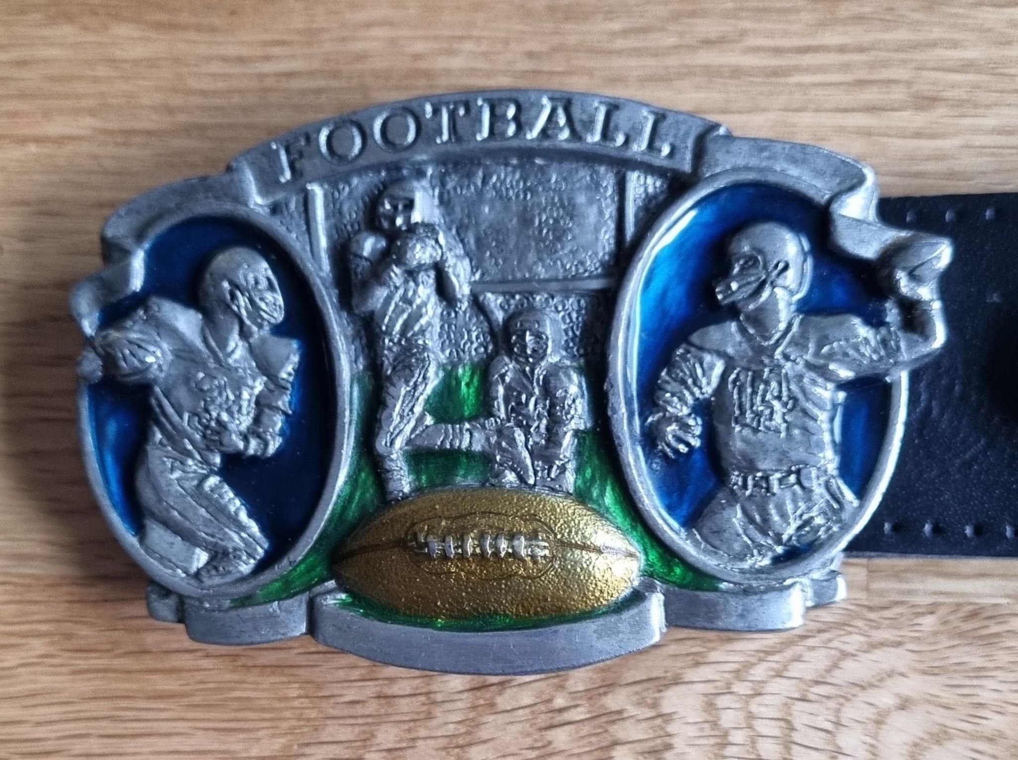 Vintage 1983 Football Bältessppänne i Bergamott Mässing, Emaljerad