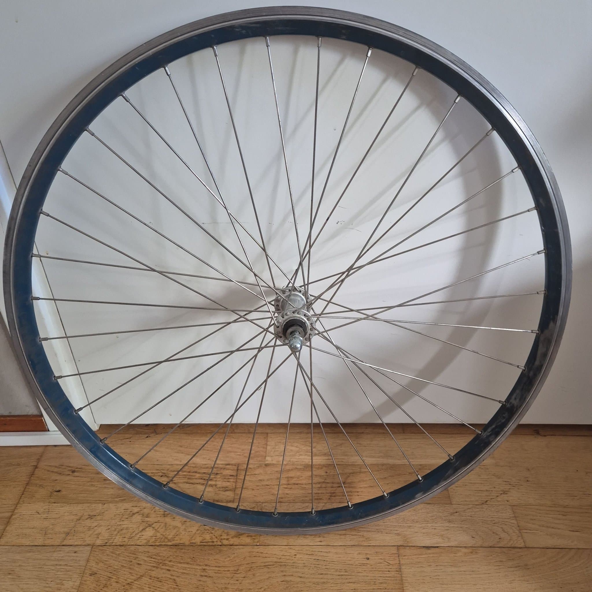 28" förstärkt cykelfälg, fram