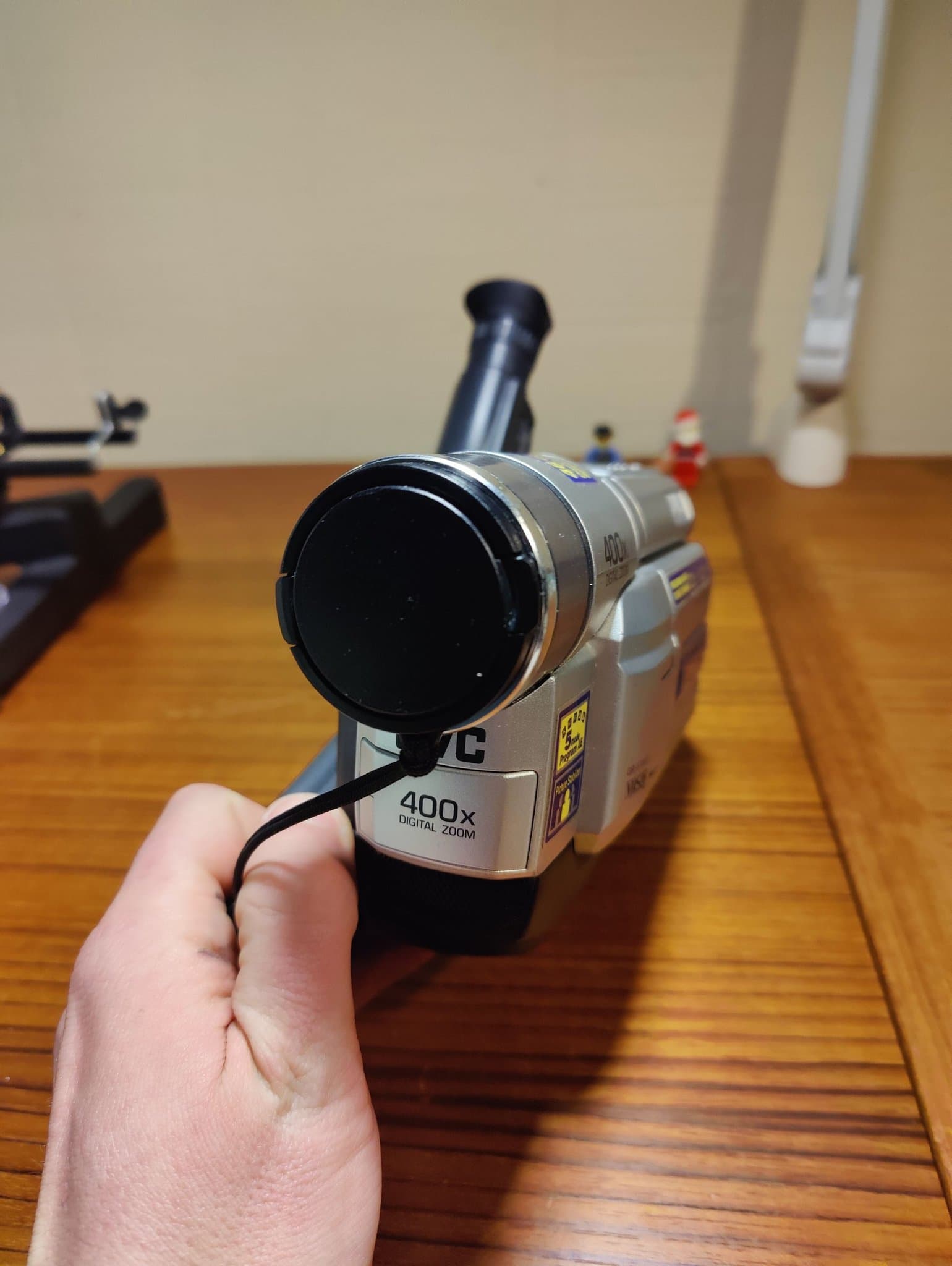 JVC GR-FXM37E, Kompakt VHS videokamera