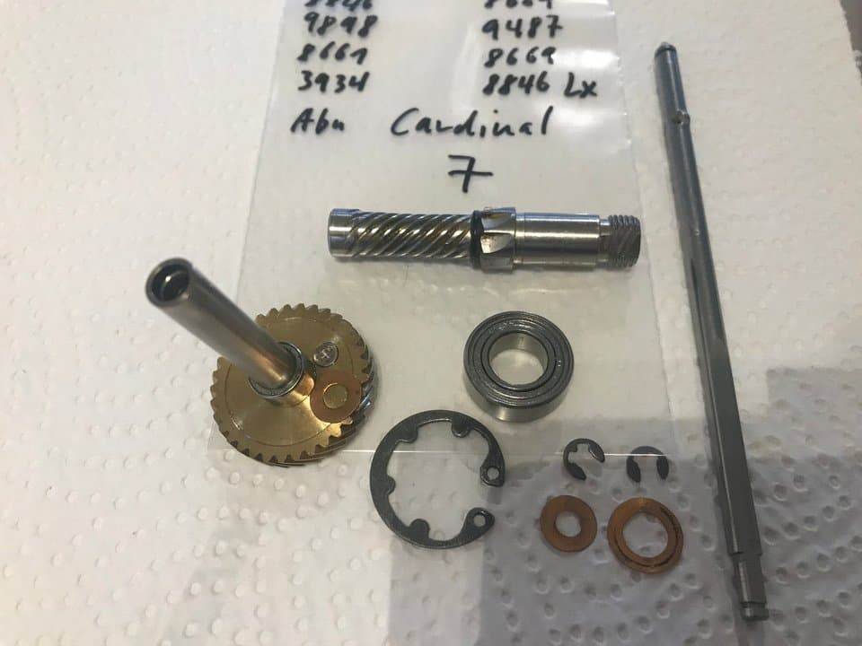 reservdel Abu Cardinal 7, här: 8846,9898,8661,3934,8689+++innerdelar