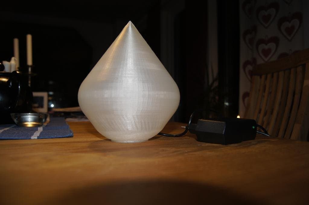 Bordslampa Anti Gravity Clear