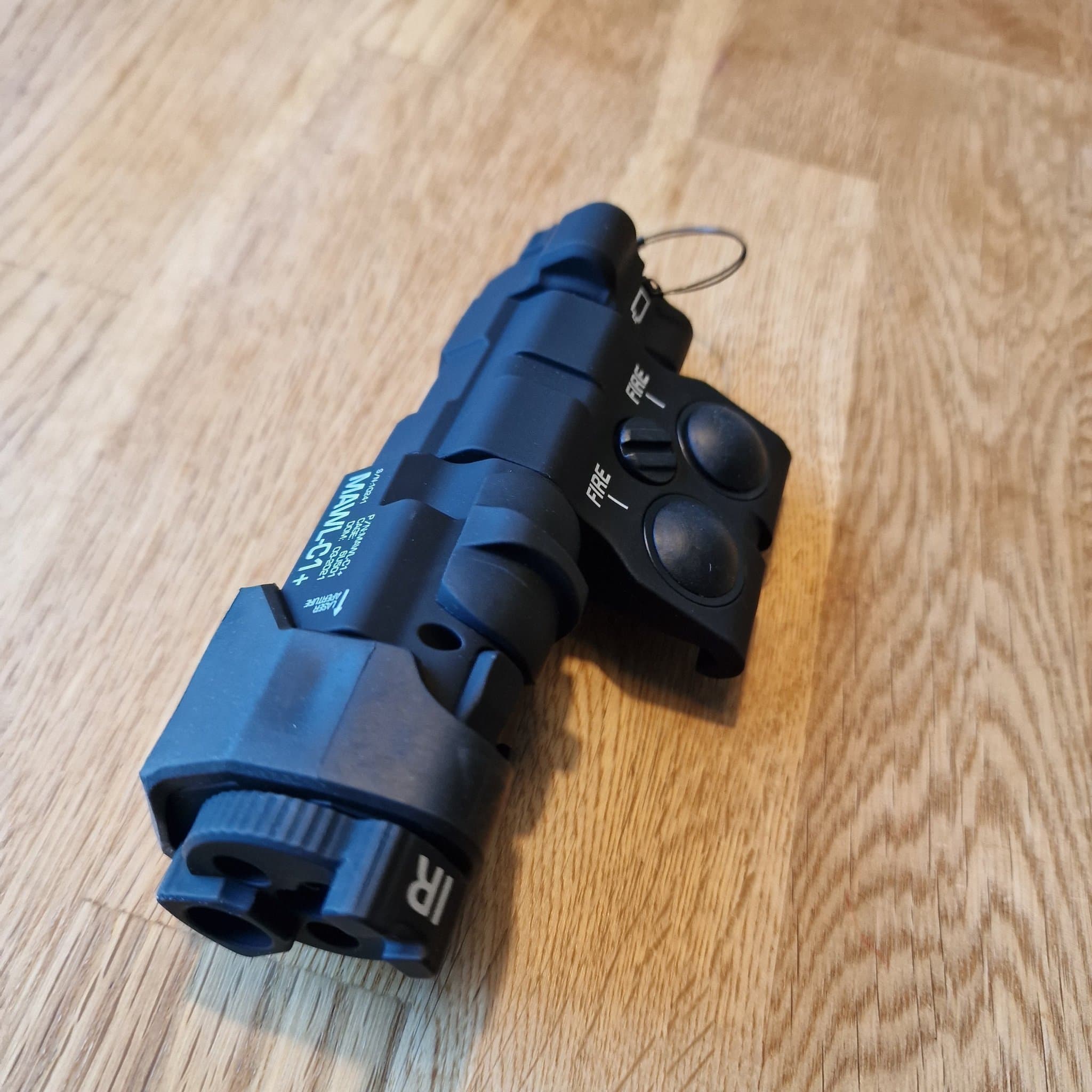 Airsoft MAWL-C1 + (svart)