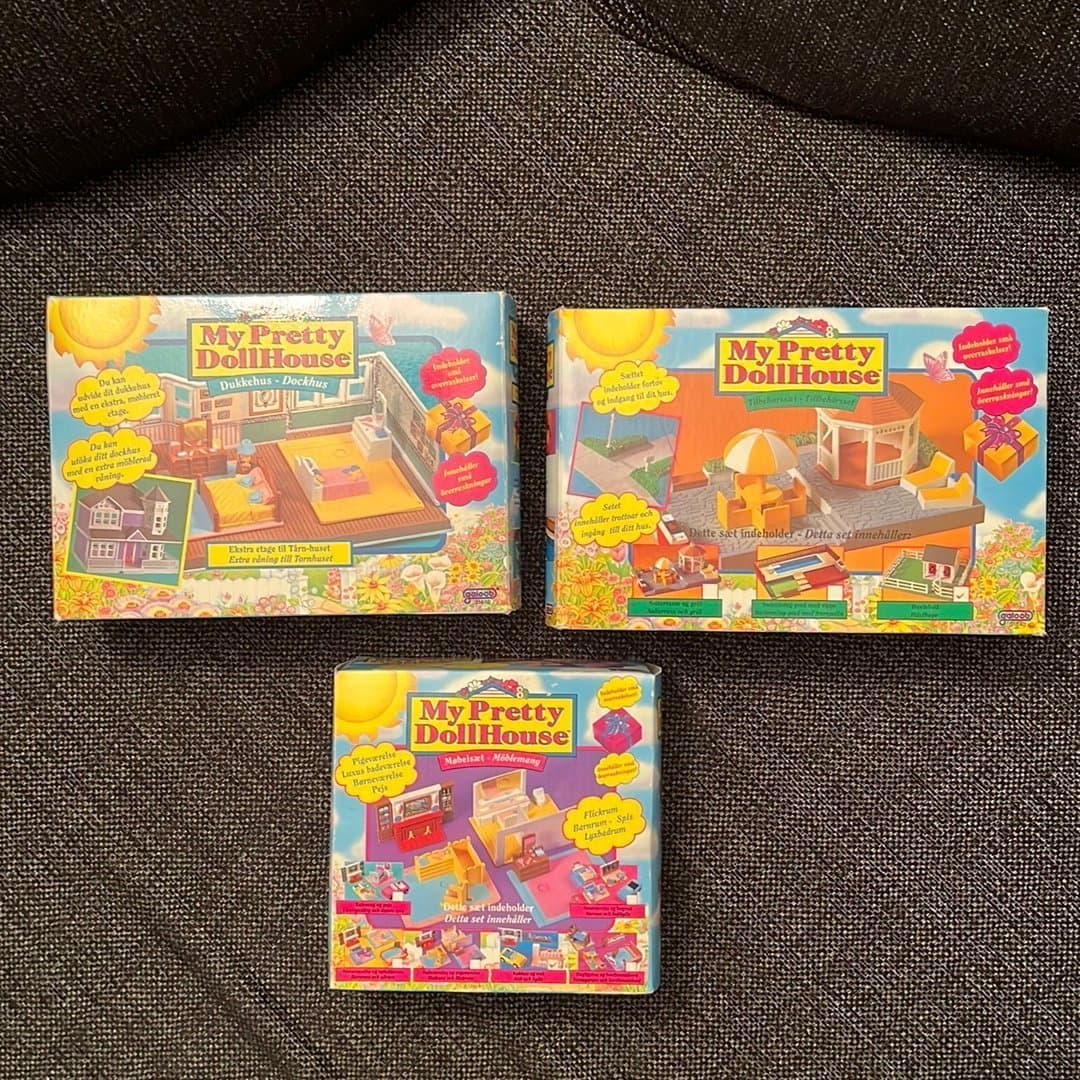 My Pretty DollHouse - 3 paket med dockhustillbehör 1994