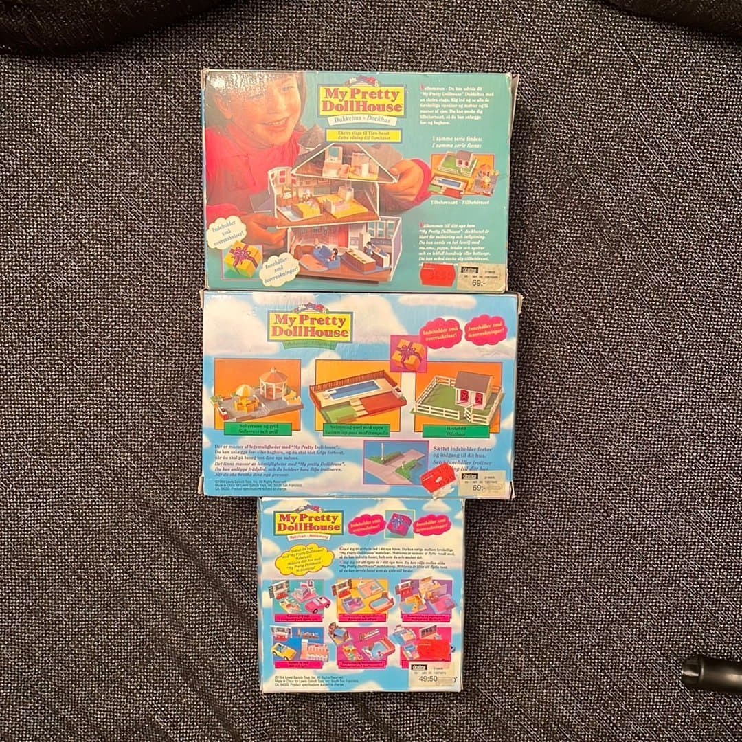 My Pretty DollHouse - 3 paket med dockhustillbehör 1994