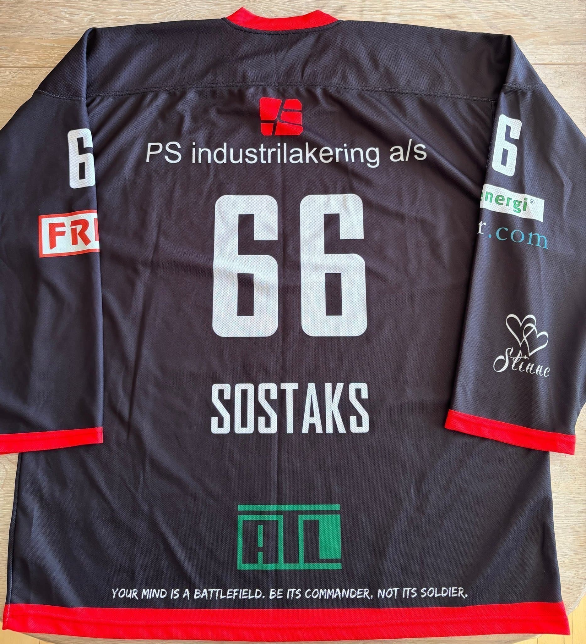 Jutland Vikings matchanvänd ishockeytröja, #66 Sandis Sostaks, storlek XXL
