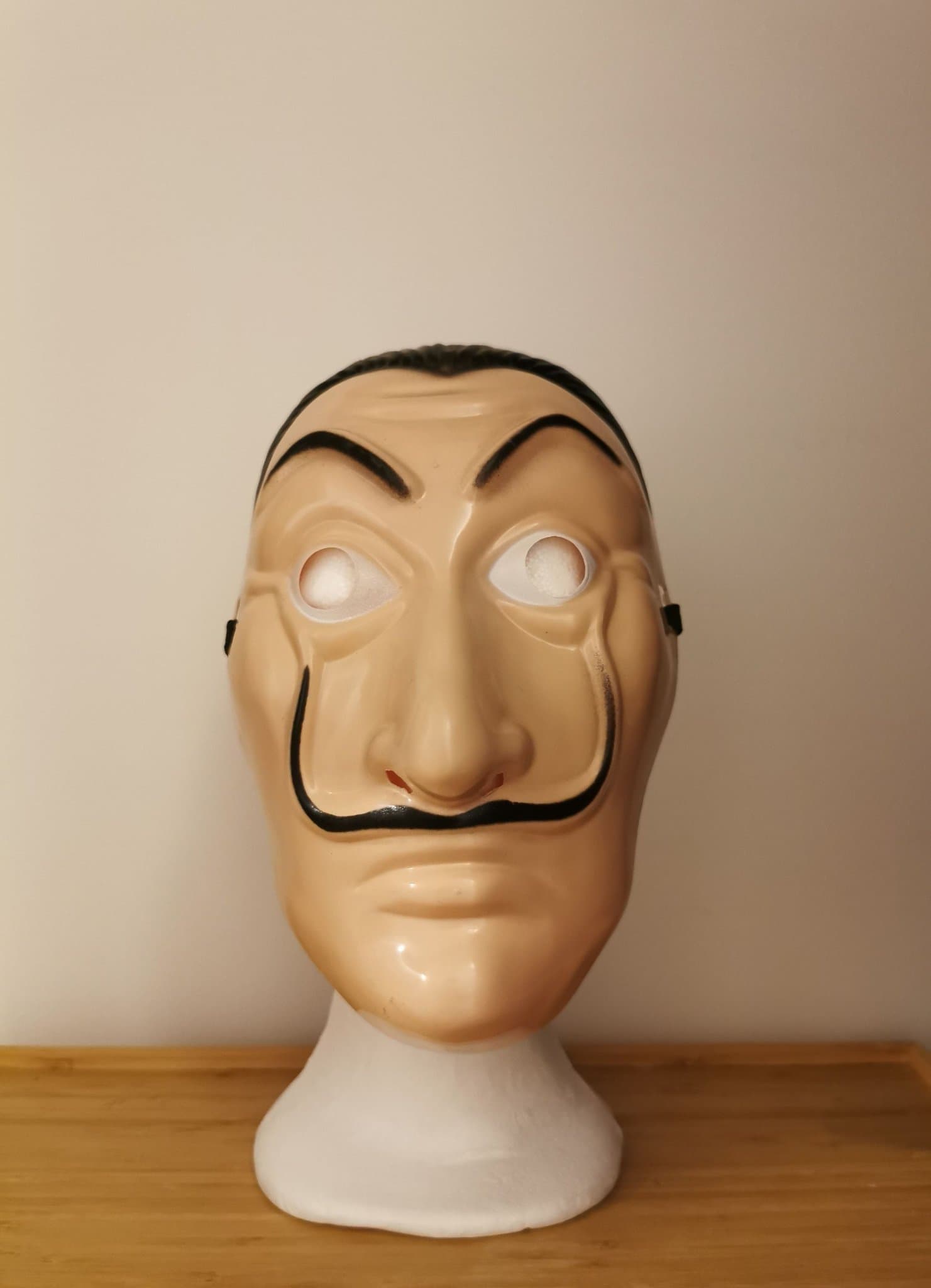 Dali Mask, cosplay, money heist, la casa de Papel