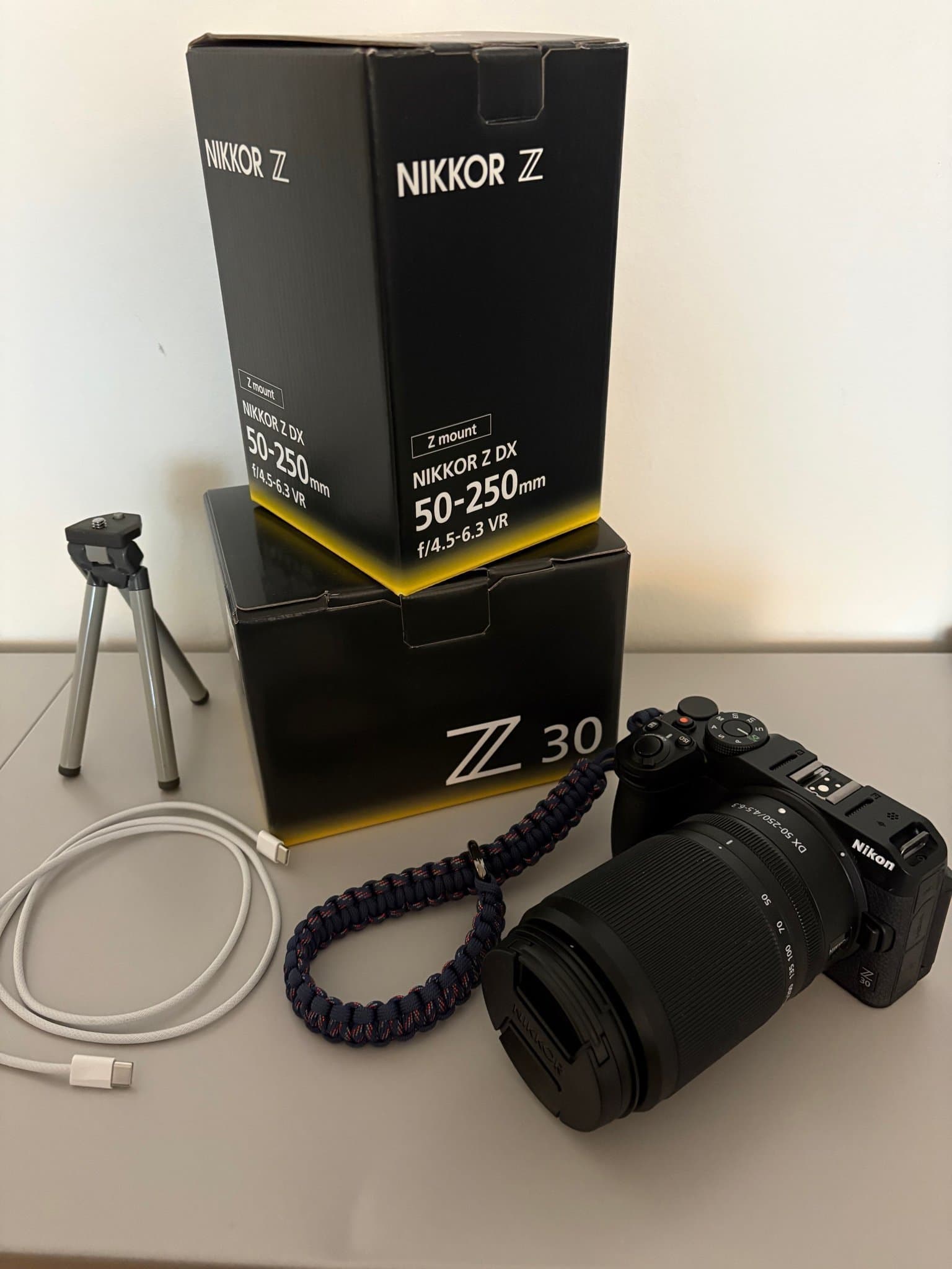 Superpris! Nikon Z30 med Nikkor Z DX 50-250mm systemkamera