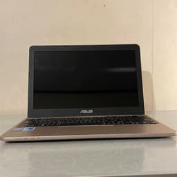 ASUS Notebook PC E200H okänt skick