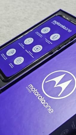Motorola One Hyper