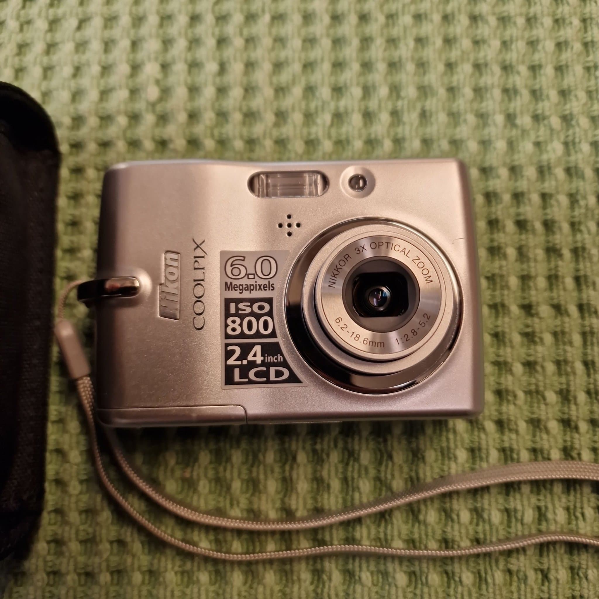 Nikon Coolpix Digitalkamera L11