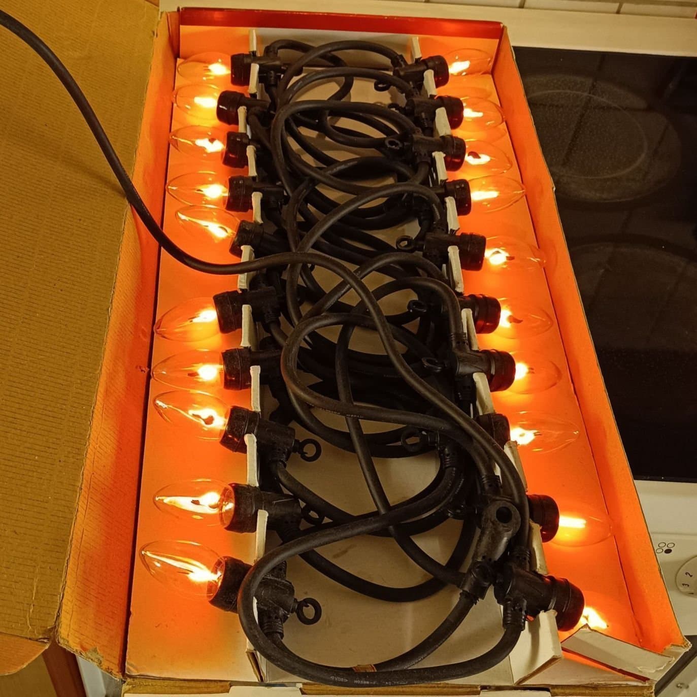 Ljusslinga för inom- och utomhusbruk med glödlampor