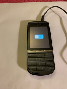 NOKIA ASHA 300
