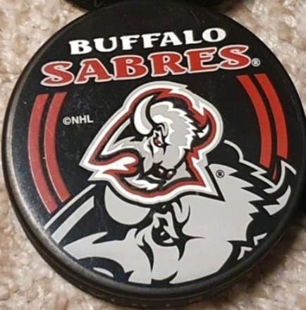 Ishockey Puck NHL Buffalo Sabres, made in Slovakia