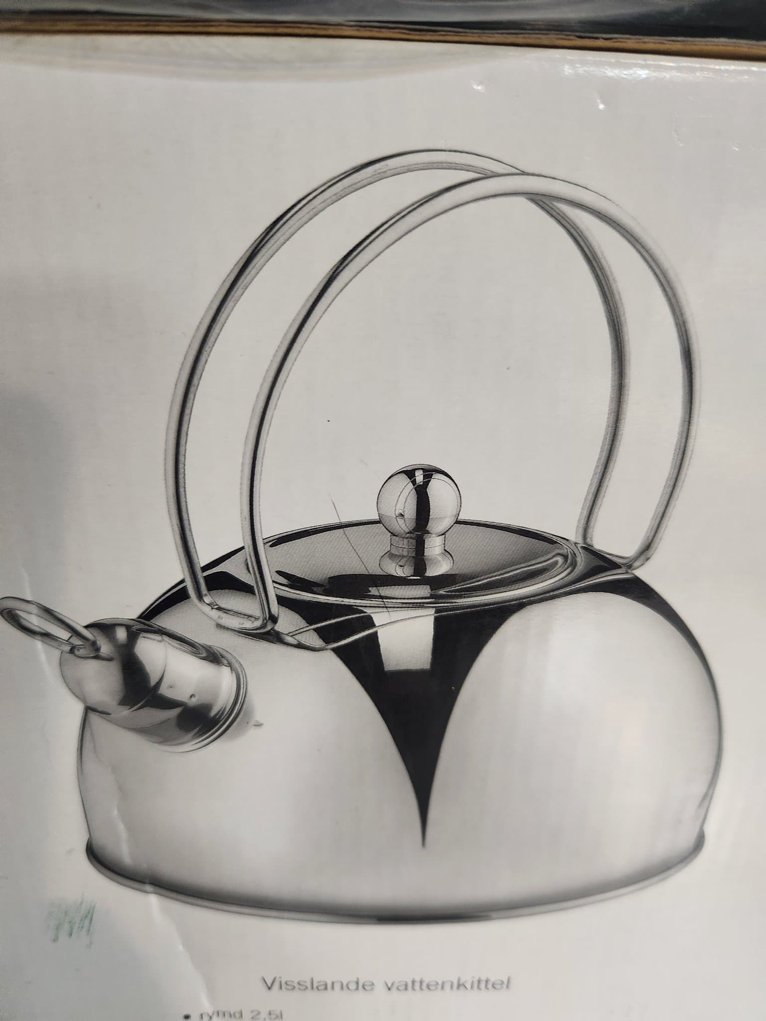 NY Duka Visslande Vattenkittel Vattenkokare 2,5L för alla spisar och induktion