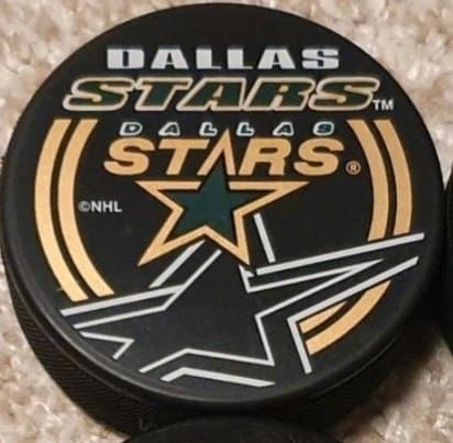 Ishockey Puck NHL Dallas Stars, tillverkad i Slovakien