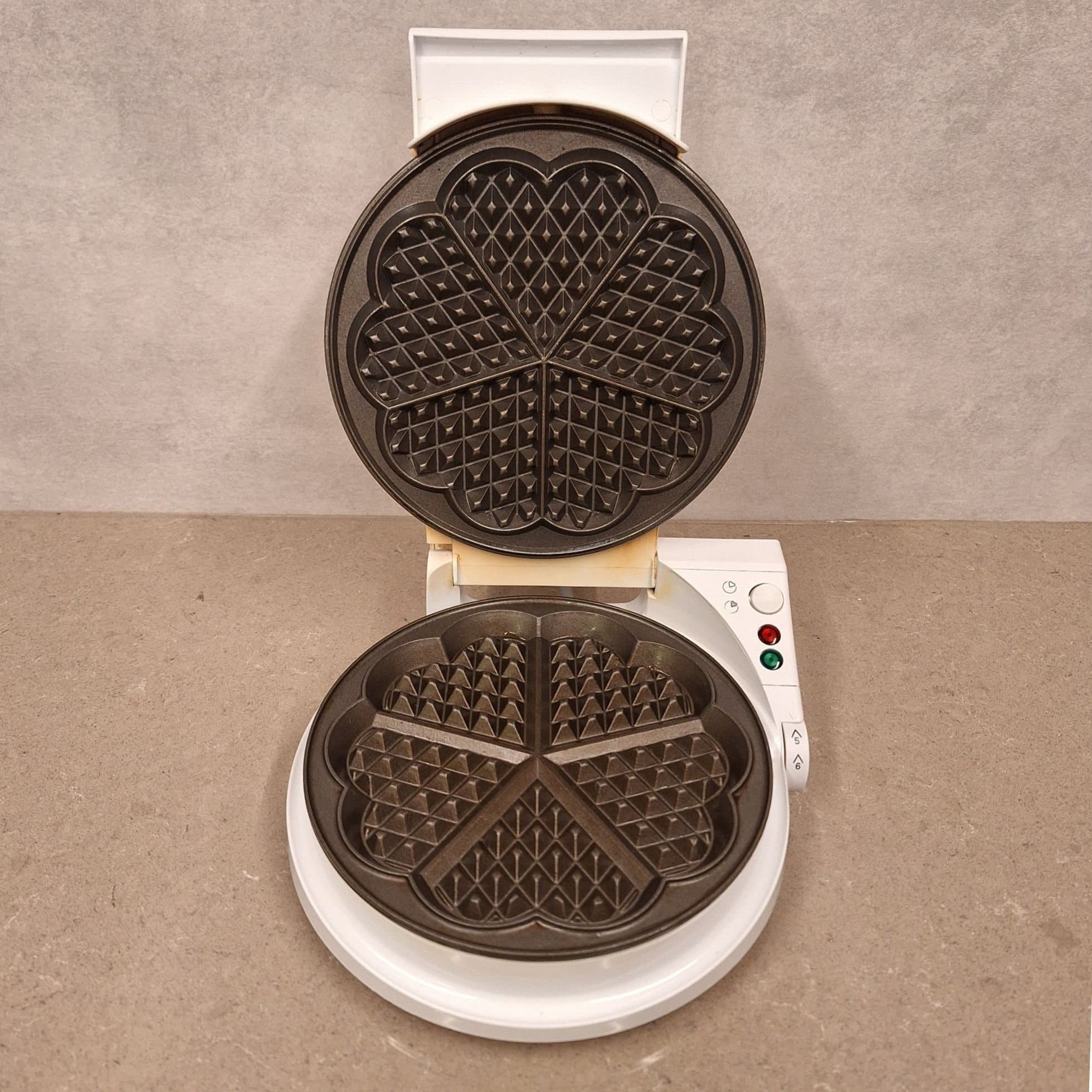 Bosch Rejält Våffeljärn med Regulator - Retro / Vintage - 1000W