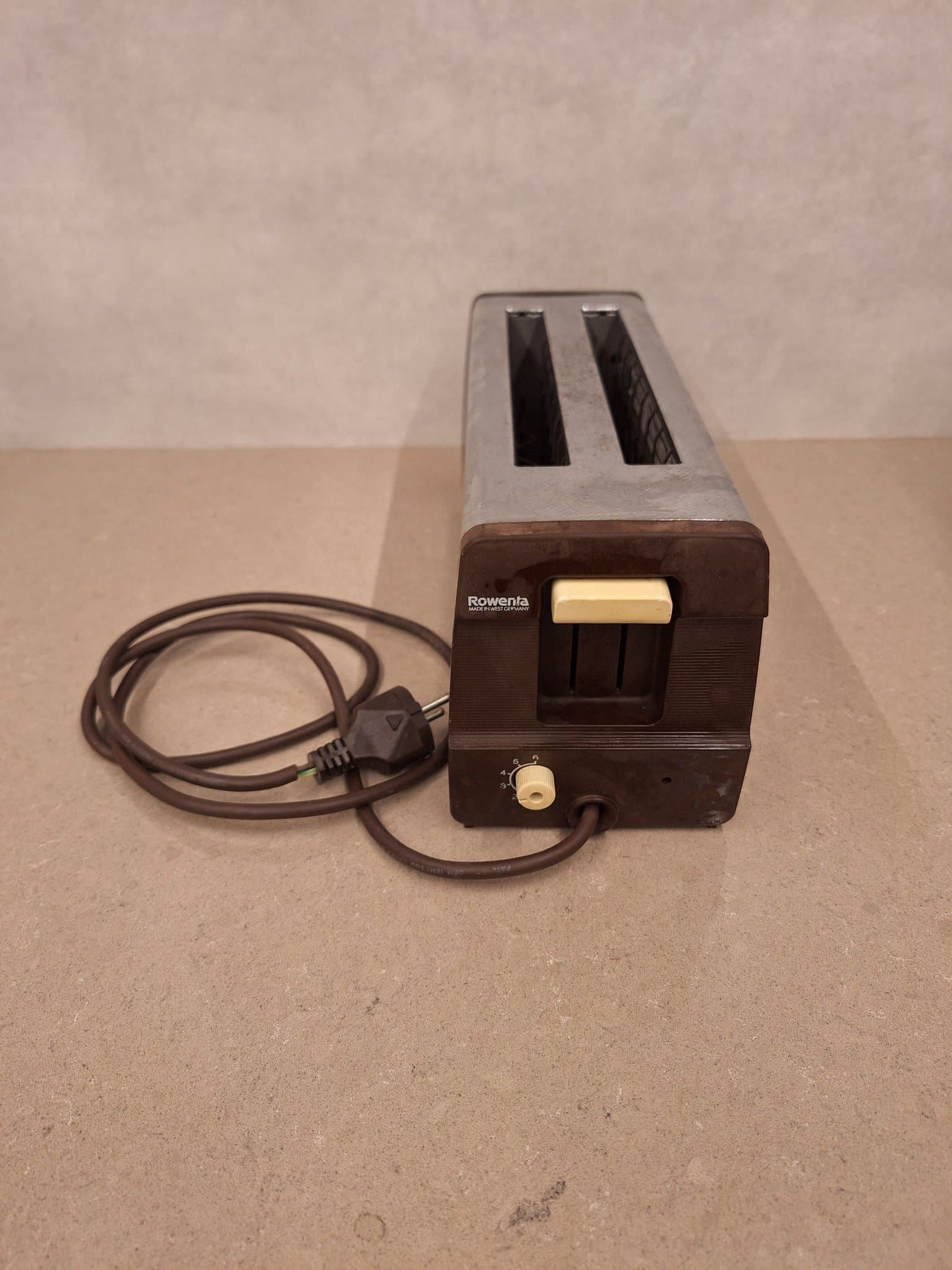 Rowenta Brödrost - Made in West Germany - Retro / Vintage - 1470-1750W