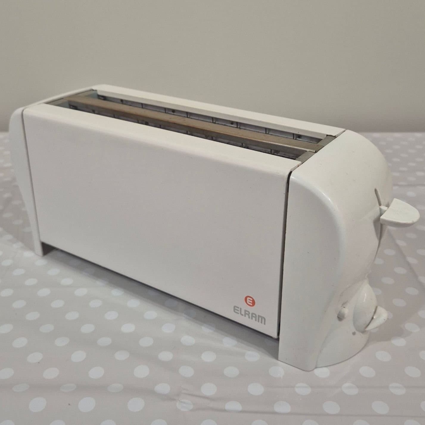 Elram 4-Fack Brödrost TR-1103 - Roaster / Toaster - Retro - Julklappstips