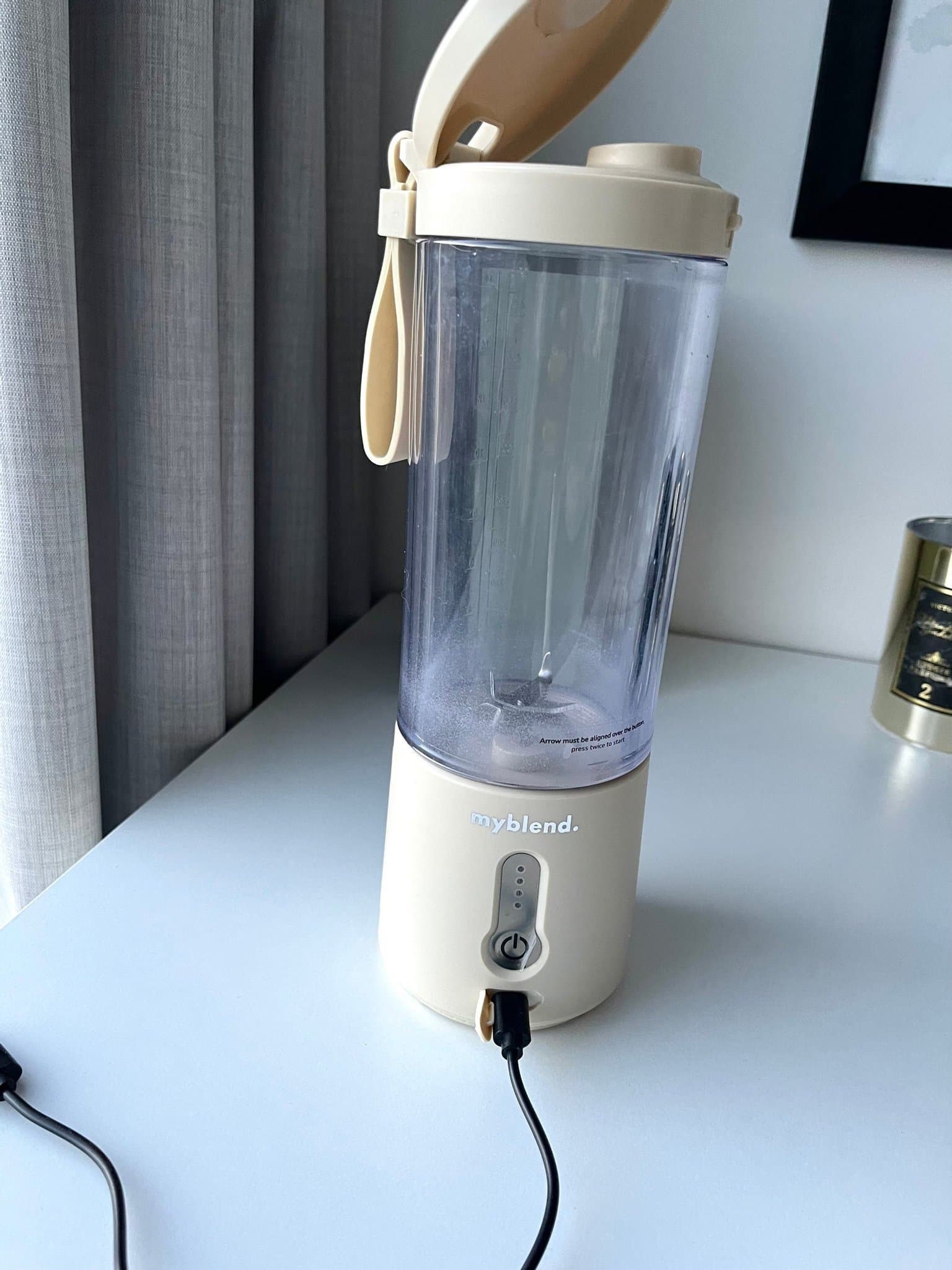 MyBlend 3 portabel Blender, trådlös, laddad med USB, mkt gott skick, ljusbeige