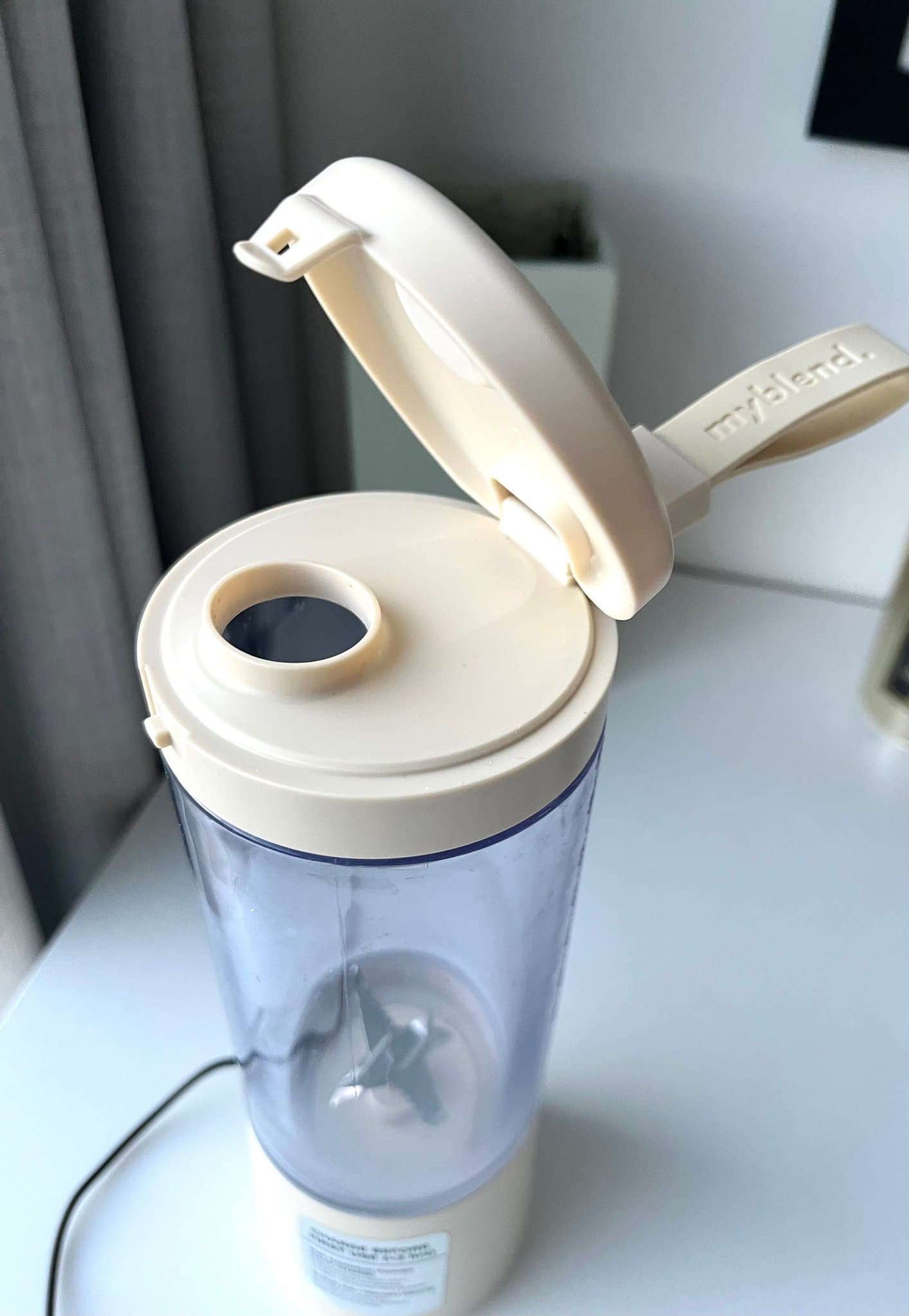 MyBlend 3 portabel Blender, trådlös, laddad med USB, mkt gott skick, ljusbeige