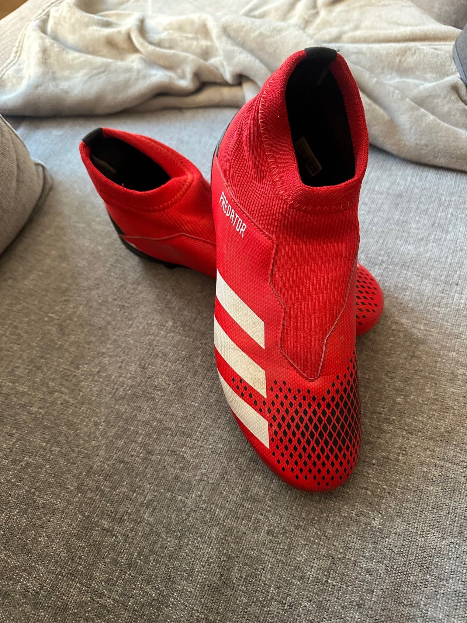 Adidas Predator Fotbollsskor Röda