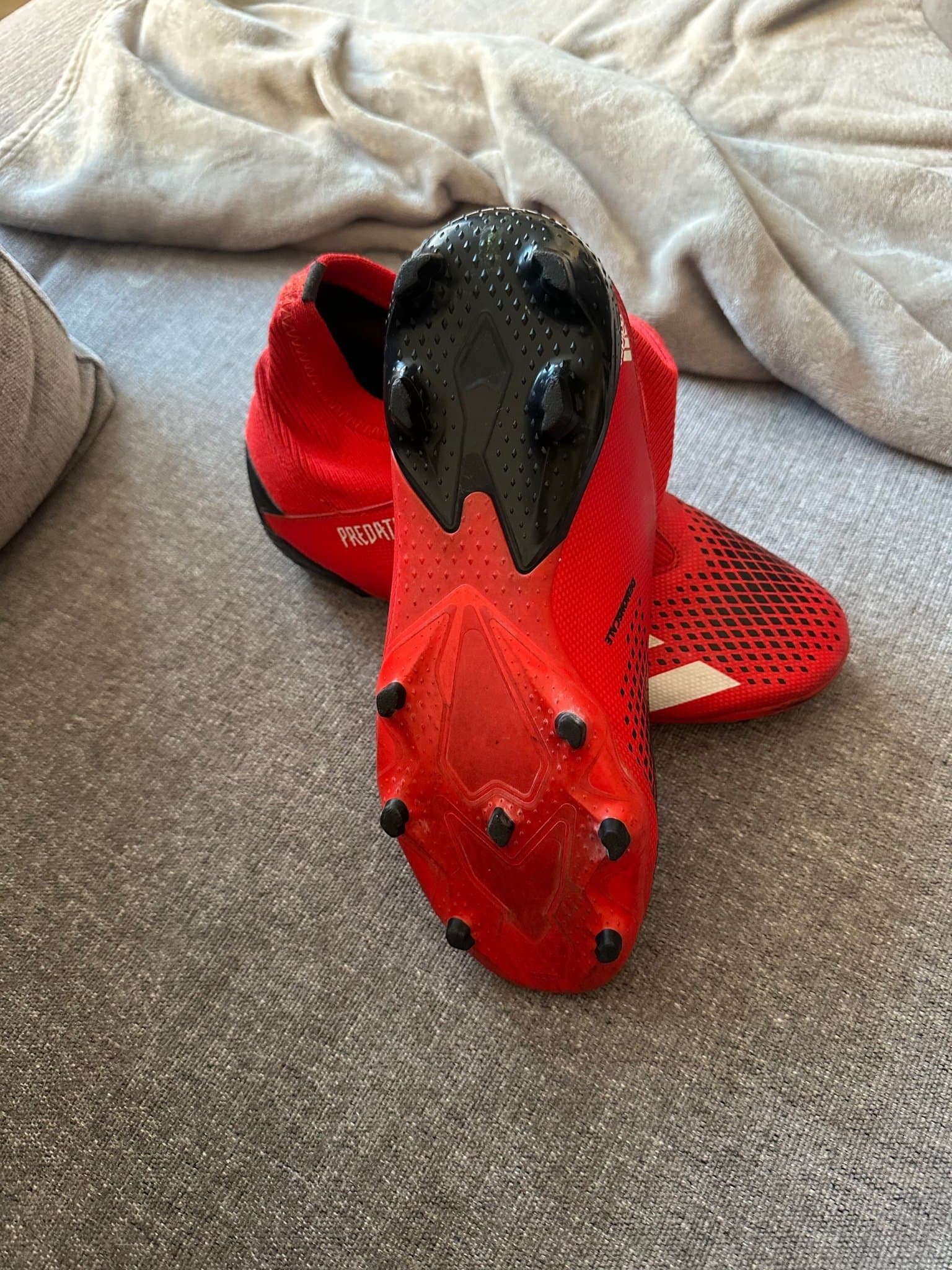 Adidas Predator Fotbollsskor Röda