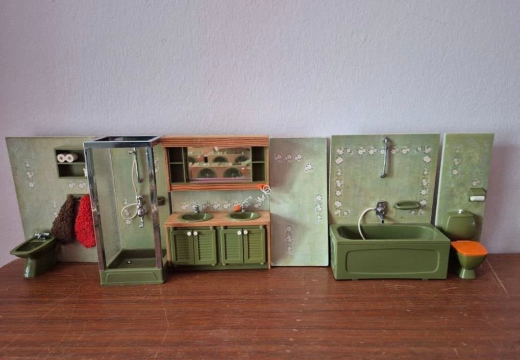 Lundby dockhus 1:16, Badrum nr 4