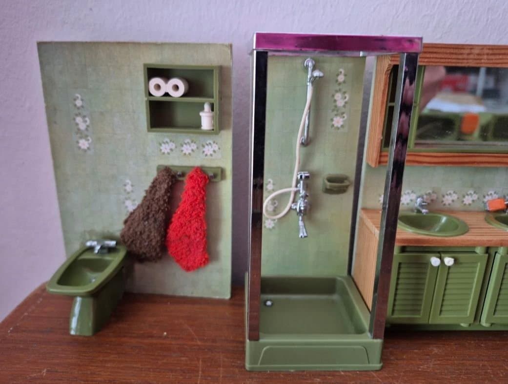 Lundby dockhus 1:16, Badrum nr 4