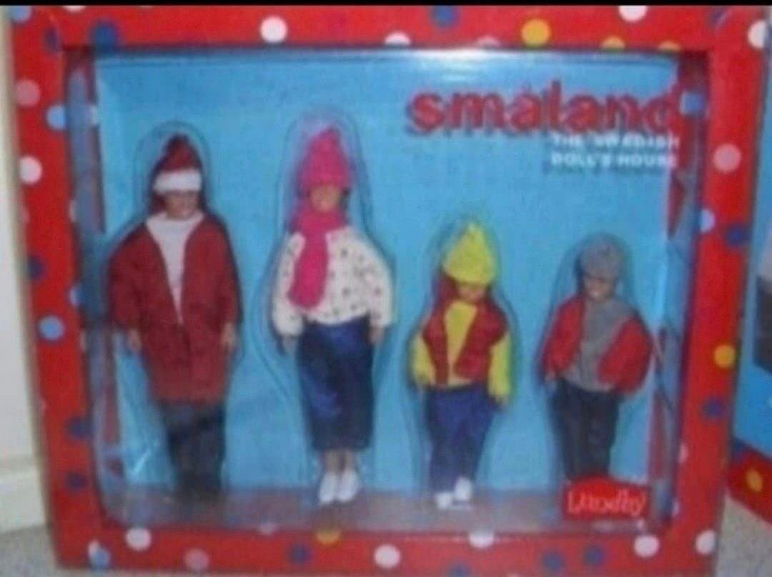 Småland Dukkehus Familie - Micki Leksaker. Dockor