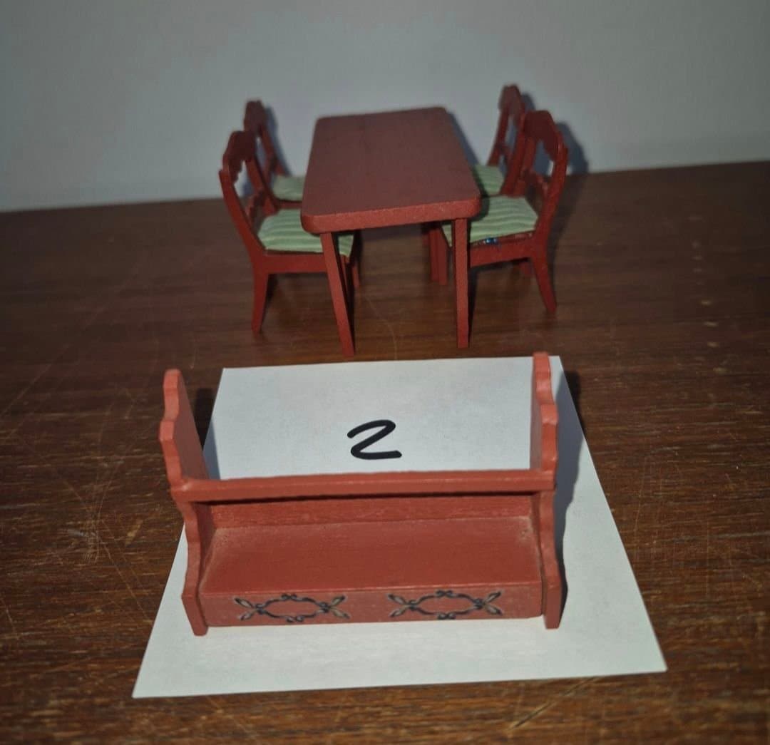 Lisa dockhus, matsal / köksset