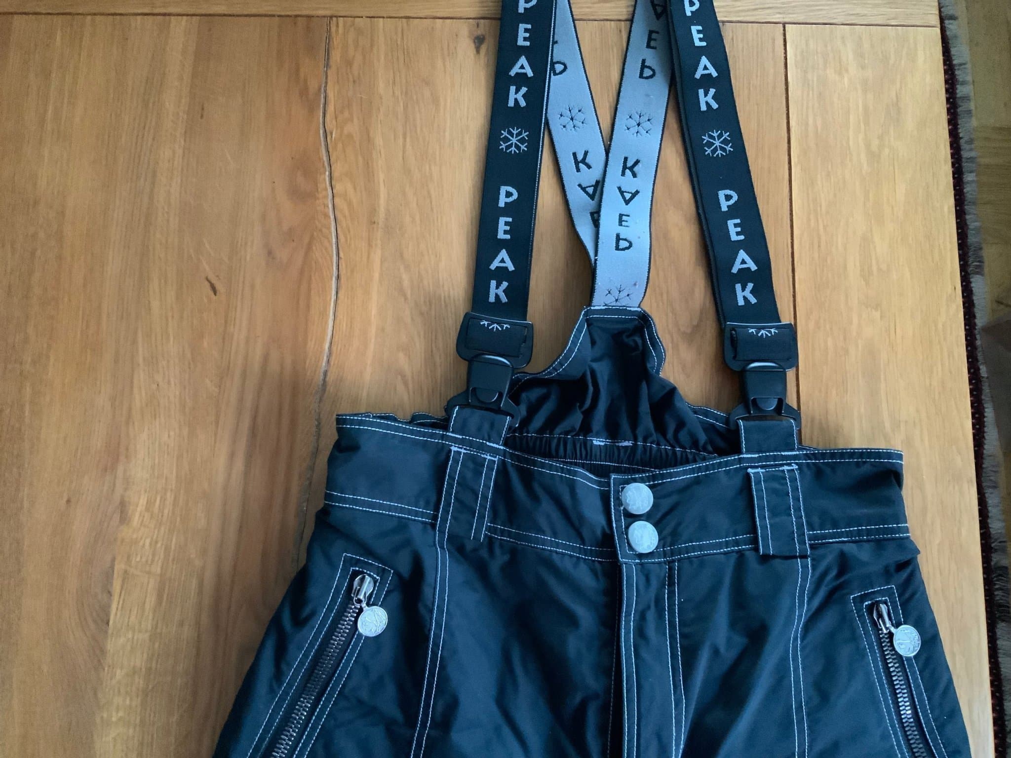 Peak Performance svarta skidbyxor, storlek 42