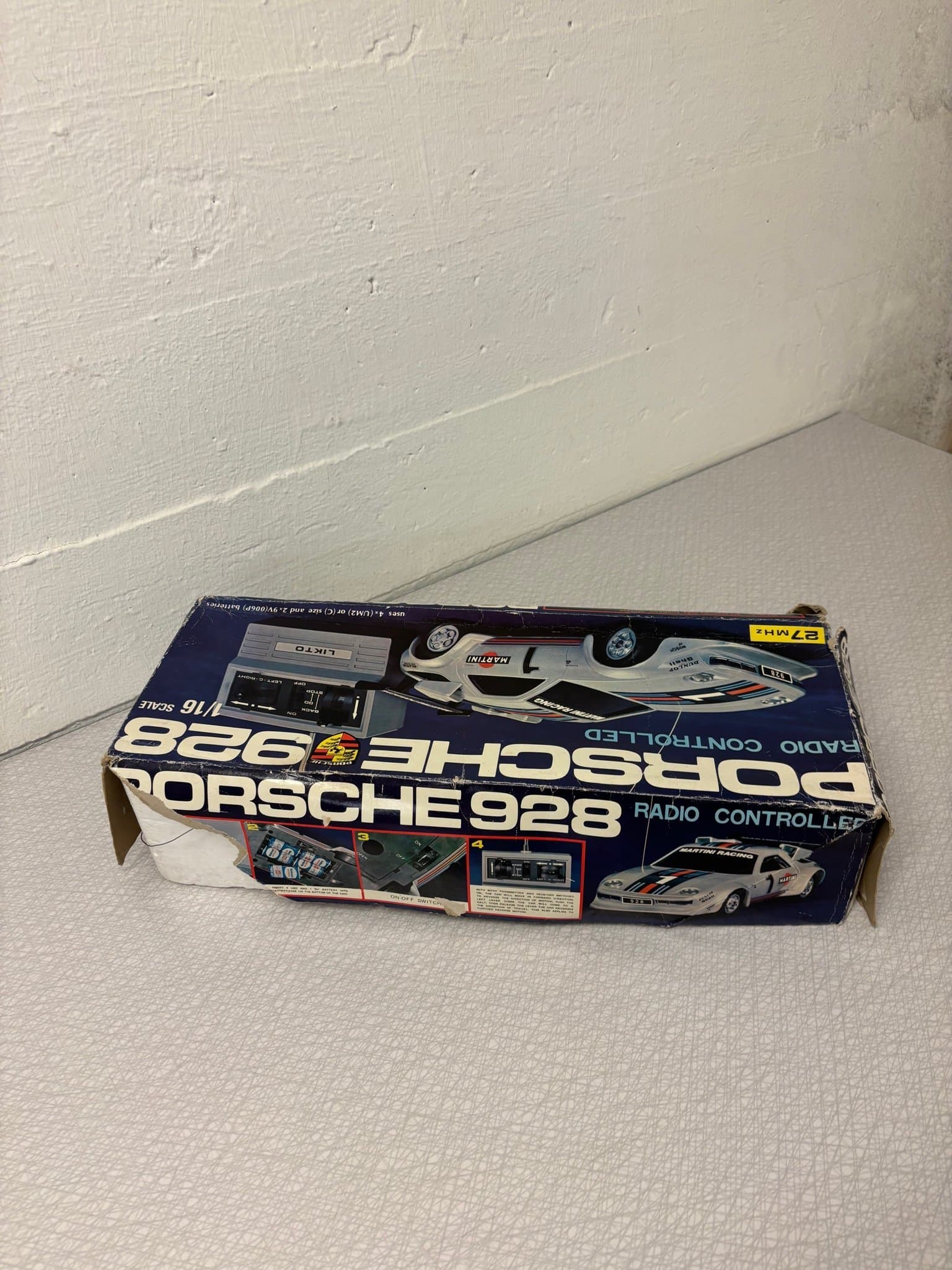 Porsche 928 Radiostyrd Bil 1:16 Skala