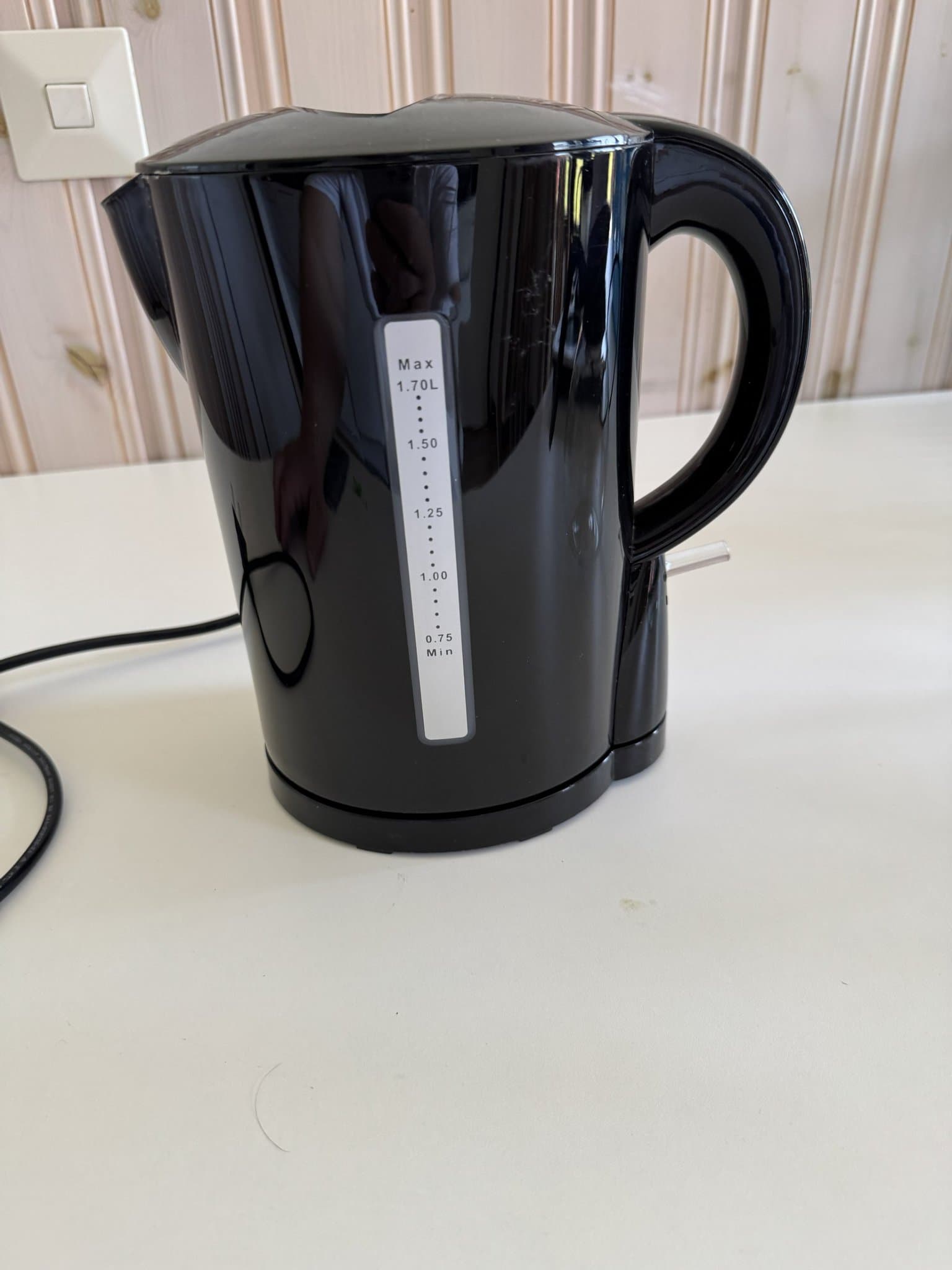 Clas Ohlson Vattenkokare 1.7L