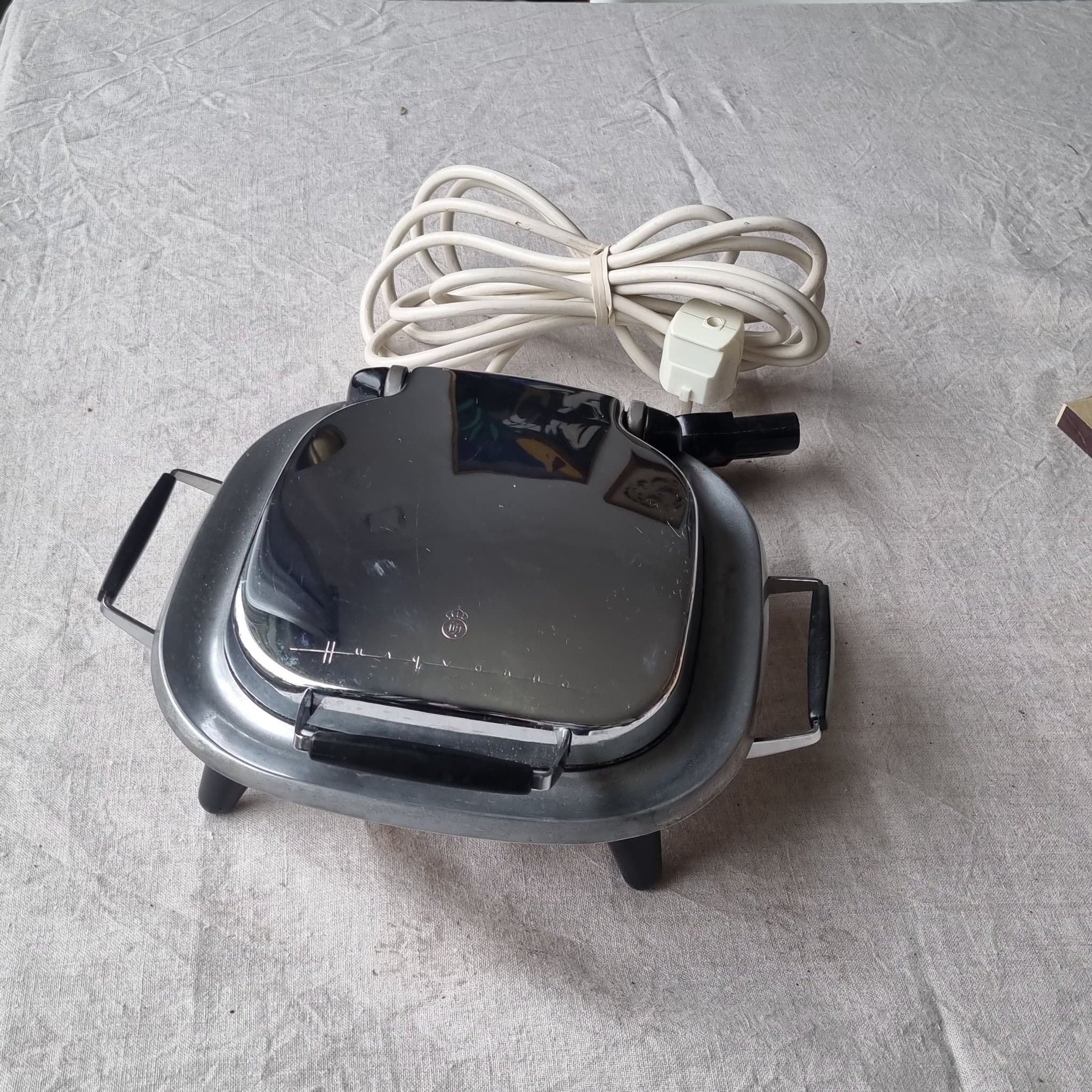 Våffeljärn månlandaren Sixten Sason Husqvarna