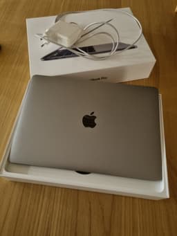 MacBook Pro i5 13-tum Touch Id Touch Bar