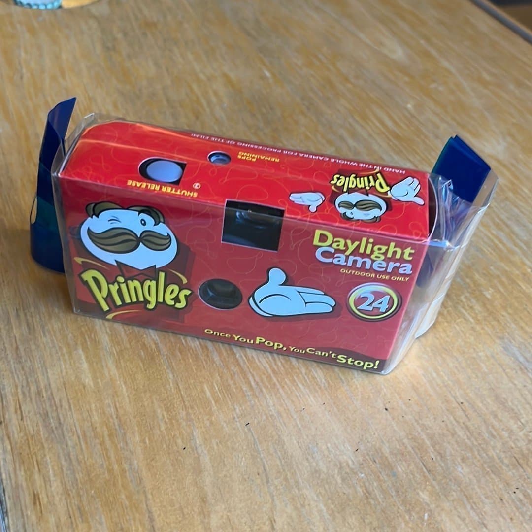 Oöppnad Pringles Engångskamera 2005