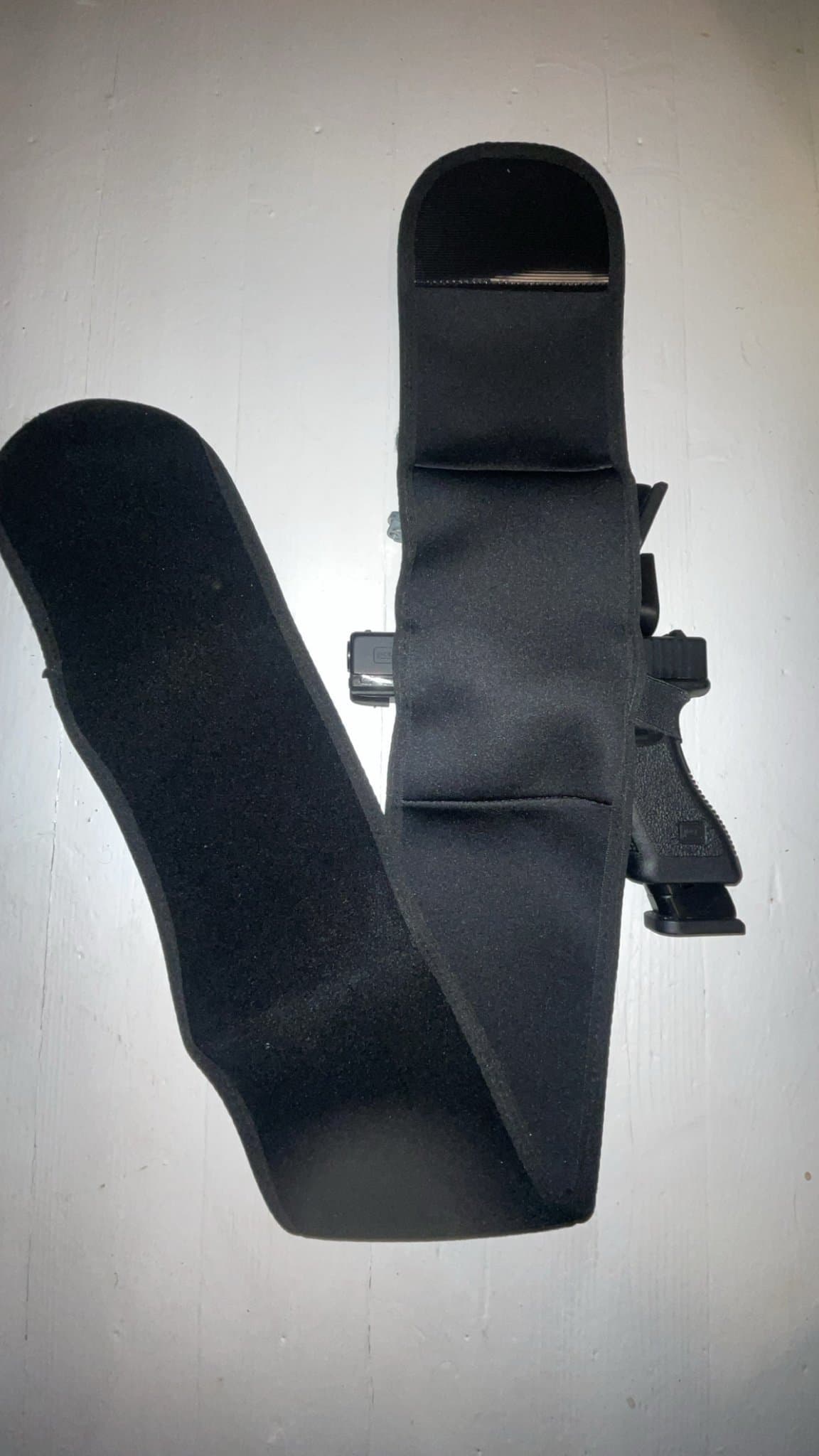 Maghölster (höger) för airsoft pistol med plats för 2 magasin