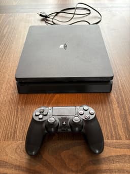 Sony PlayStation 4 Slim med handkontroll