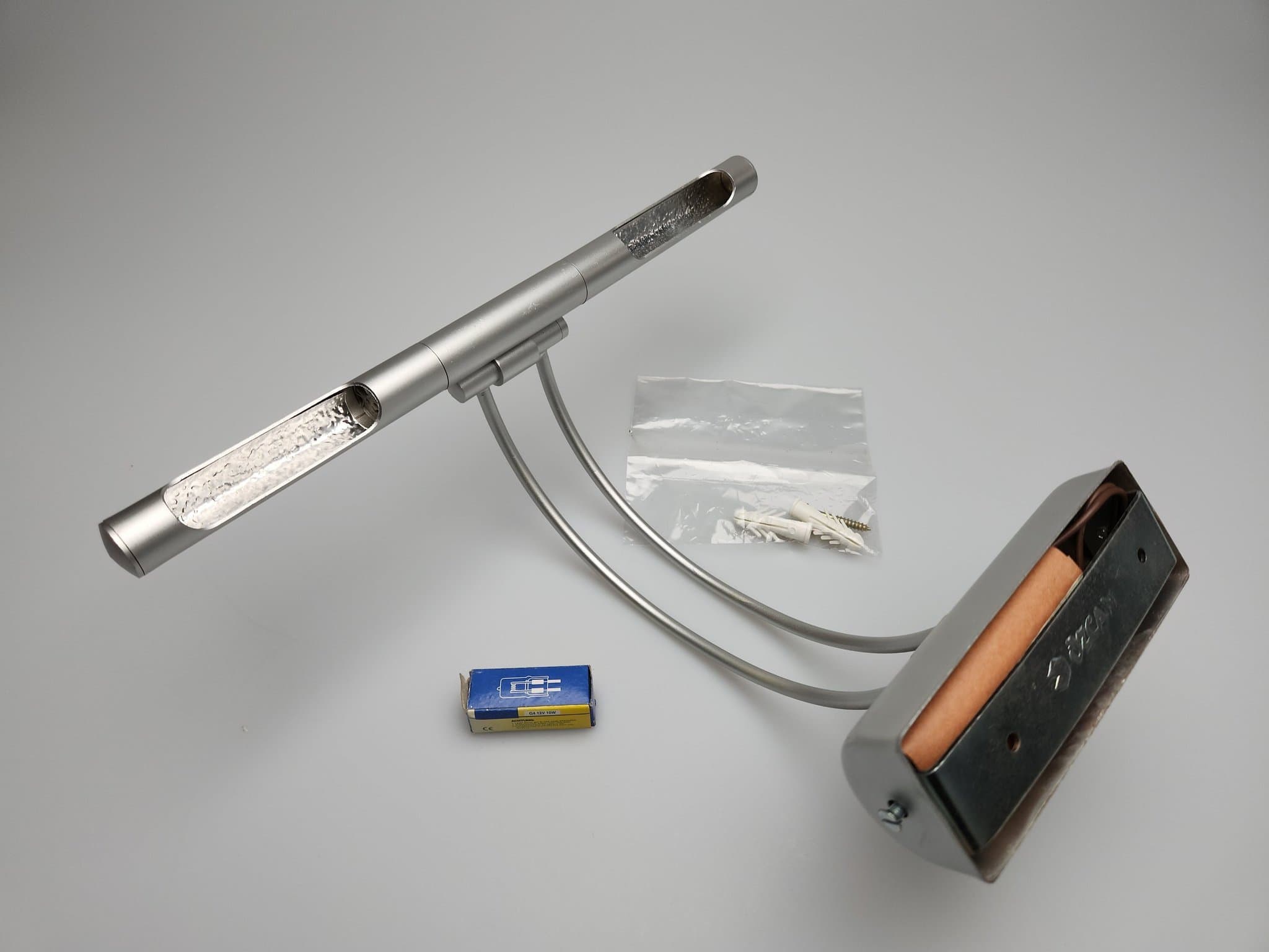 Özcan vägglampa med G4 12V 10W lampa