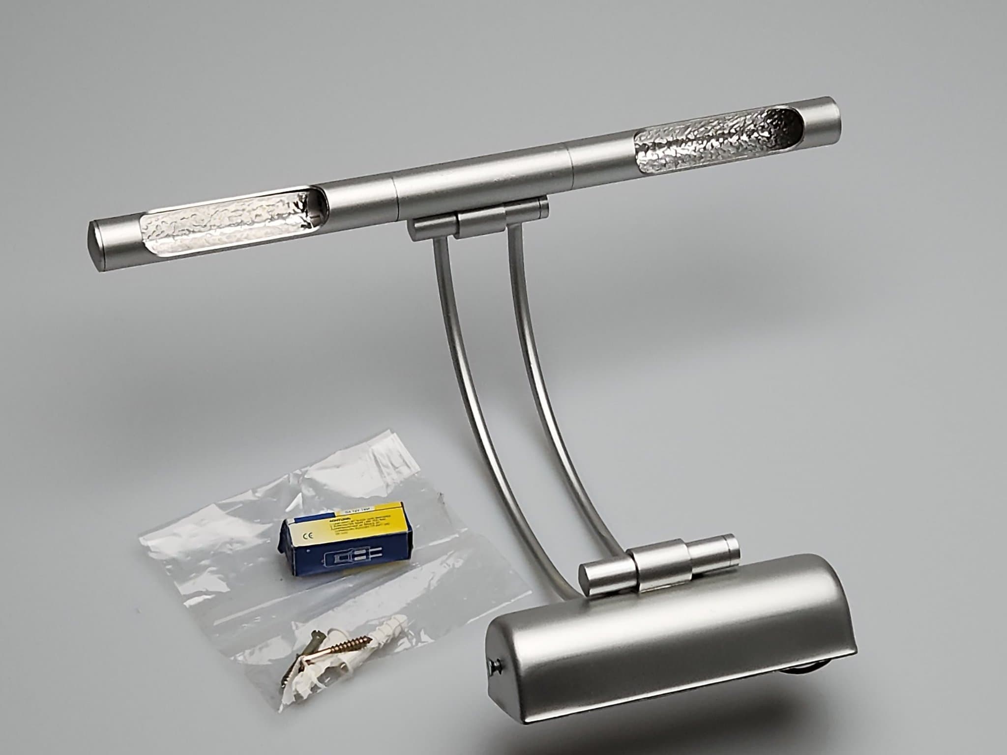 Özcan vägglampa med G4 12V 10W lampa